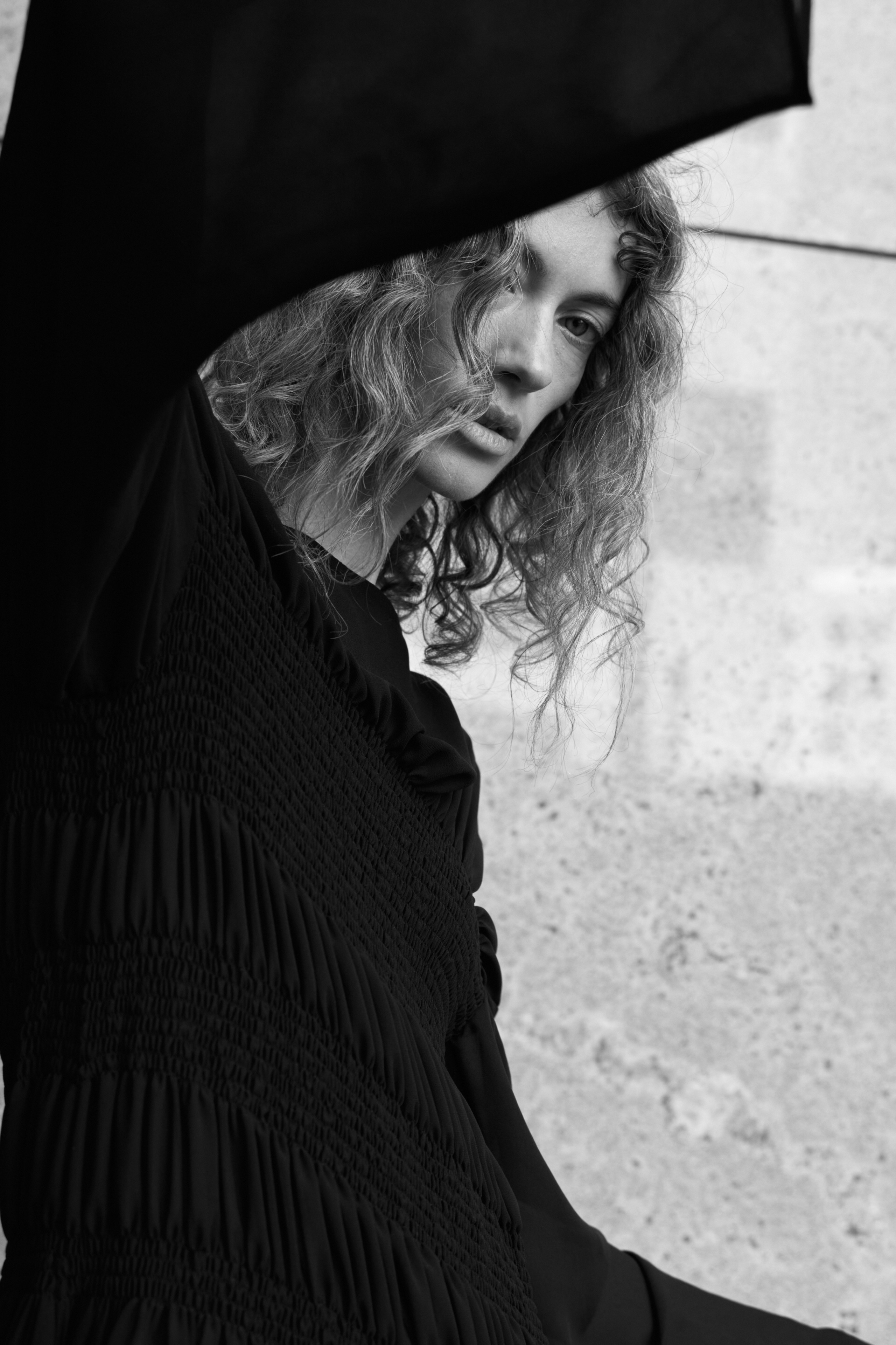 HISS. Фотограф для брендов одежды и маркетплейсов в Москве Рита Винтер