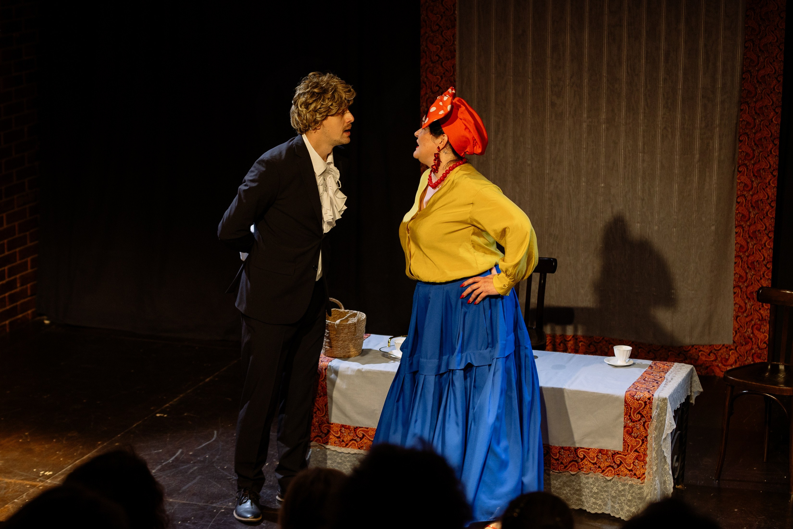 Театр Арт-Авеню _ Женитьба Бальзаминова. Фотограф Юлия Мальцева