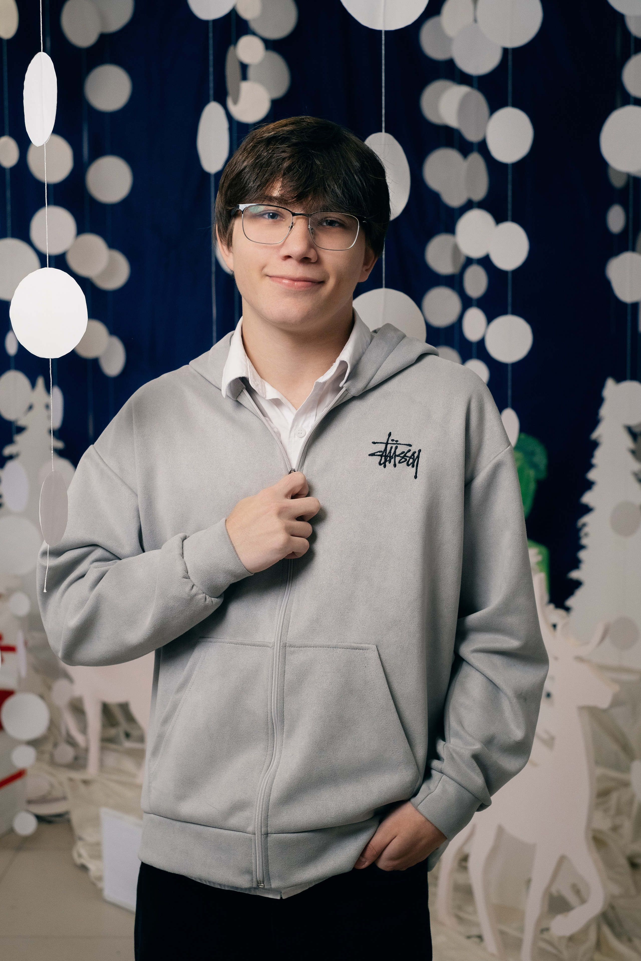 Новогодняя Фотосессия МАОУ СОШ№ 15 8 «Г». Свадебный и репортажной фотограф Денис Ожигин в Краснодаре и Краснодарском крае