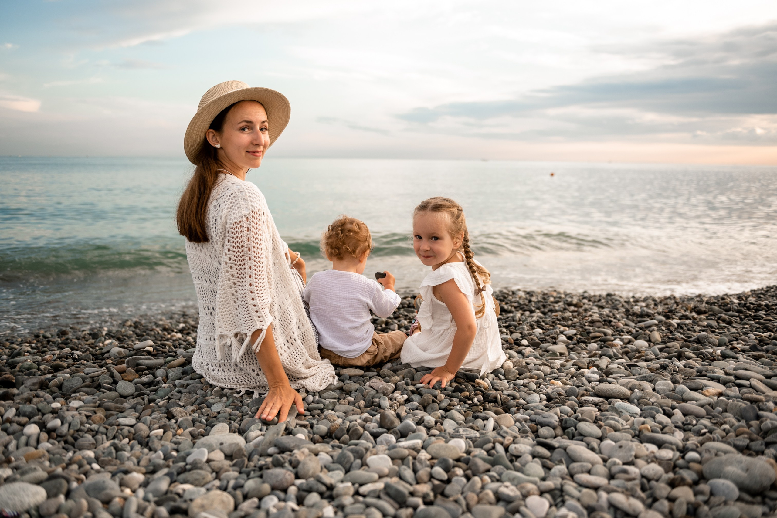 Гостиница Богатырь и море с детьми. Свадебный и семейный фотограф София Невская