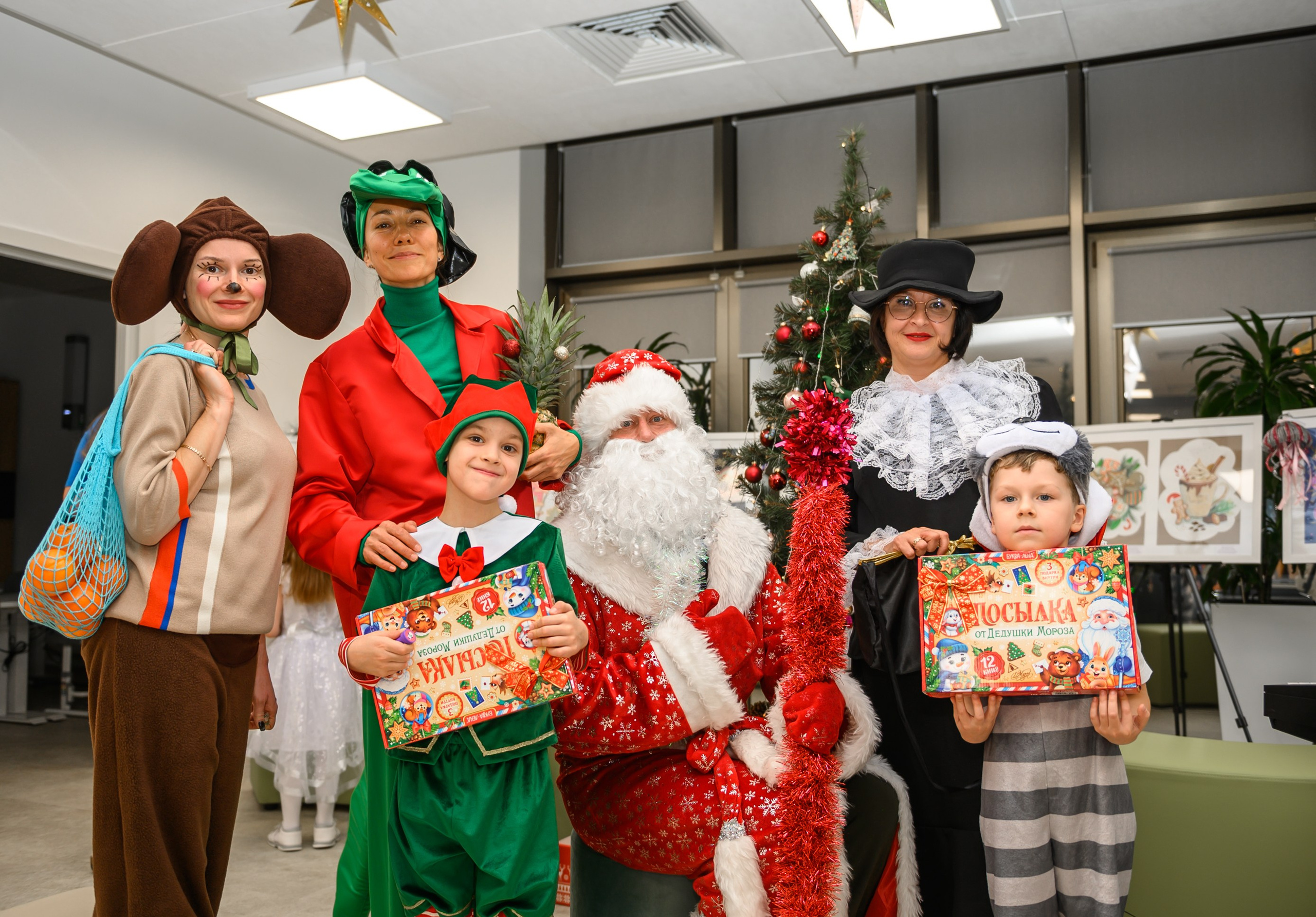 Елка 2025 садик Мантера. Свадебный и семейный фотограф София Невская