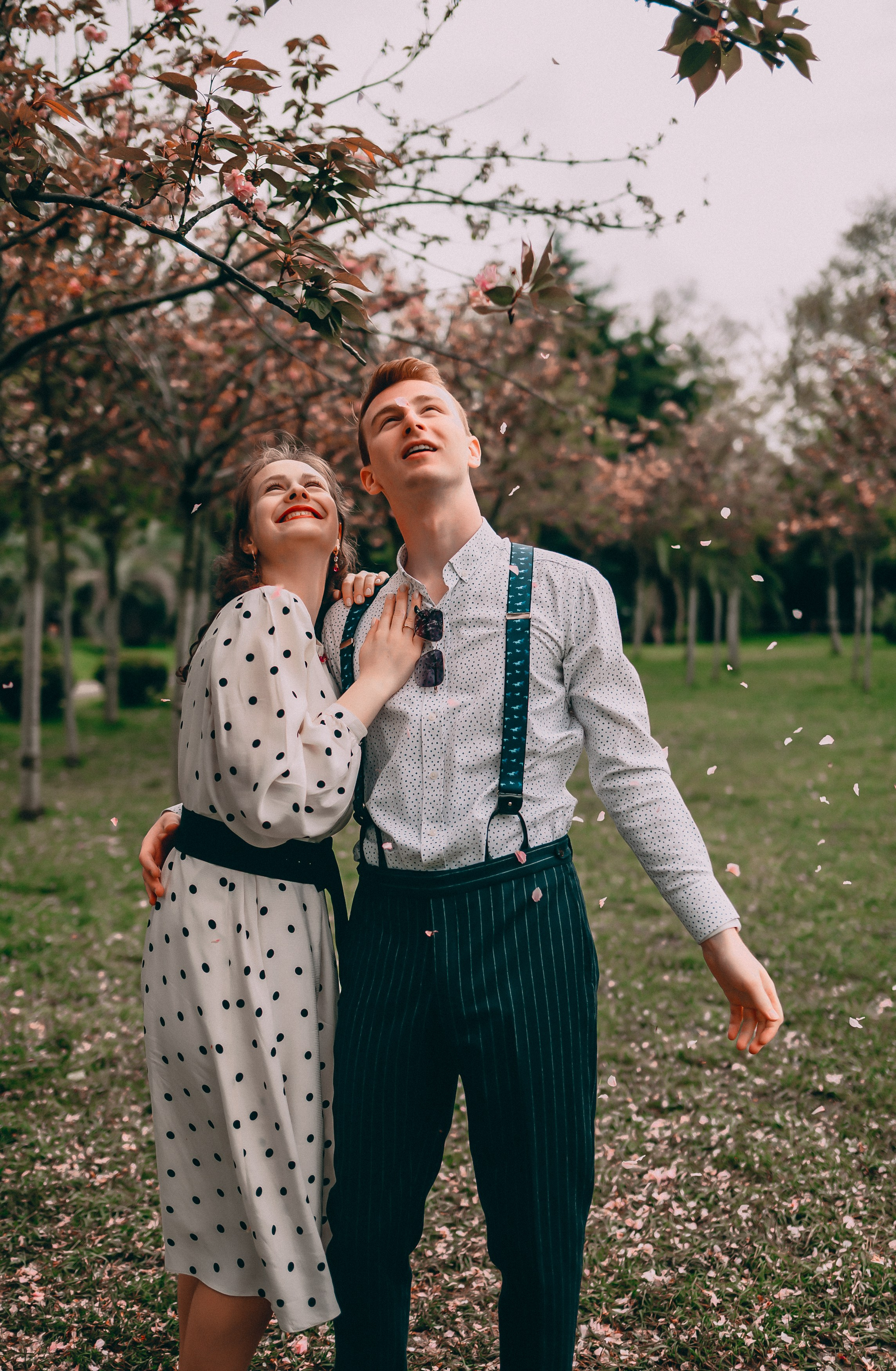 Сливовый сад, морпорт, пляж Ривьера. Свадебный и семейный фотограф София Невская