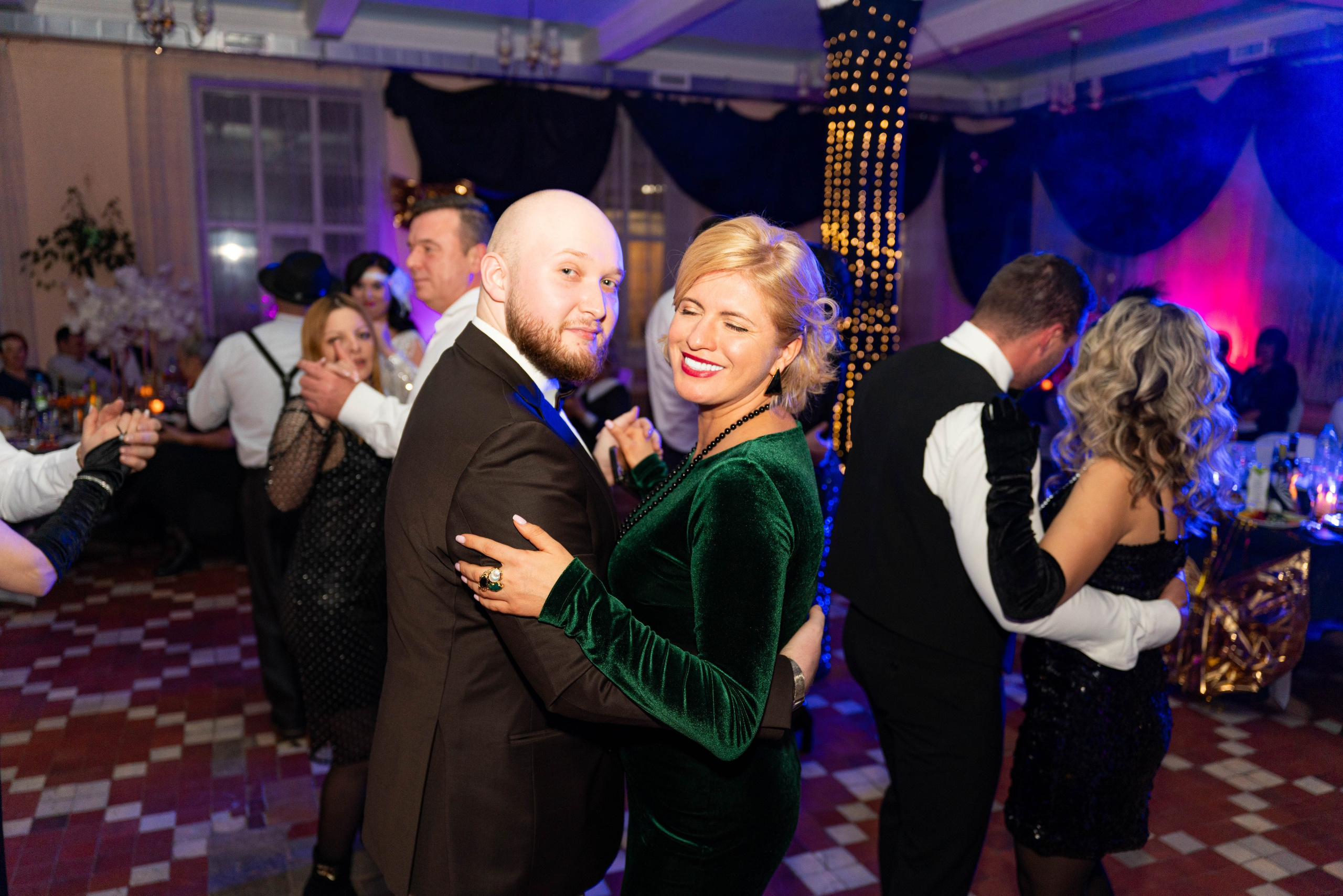 Юбилеи* Корпоративы* Дни Рождения