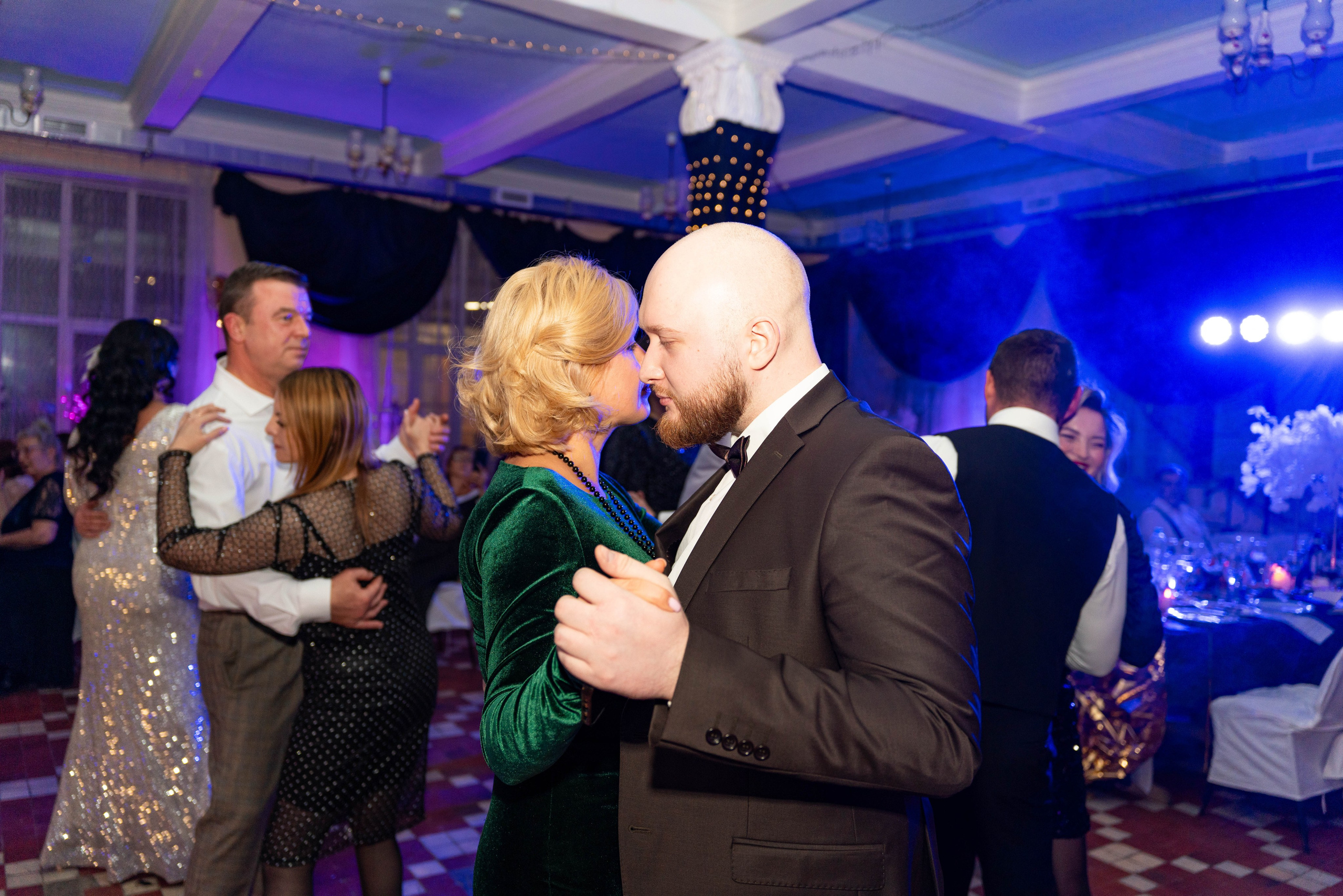 Юбилеи* Корпоративы* Дни Рождения