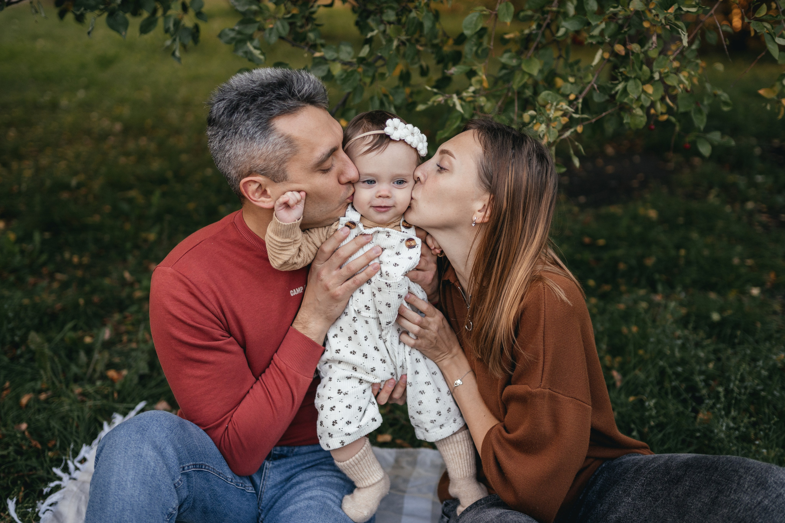 Маленькая Арина. Семейный фотограф в Тюмени  Утенкова Юлия