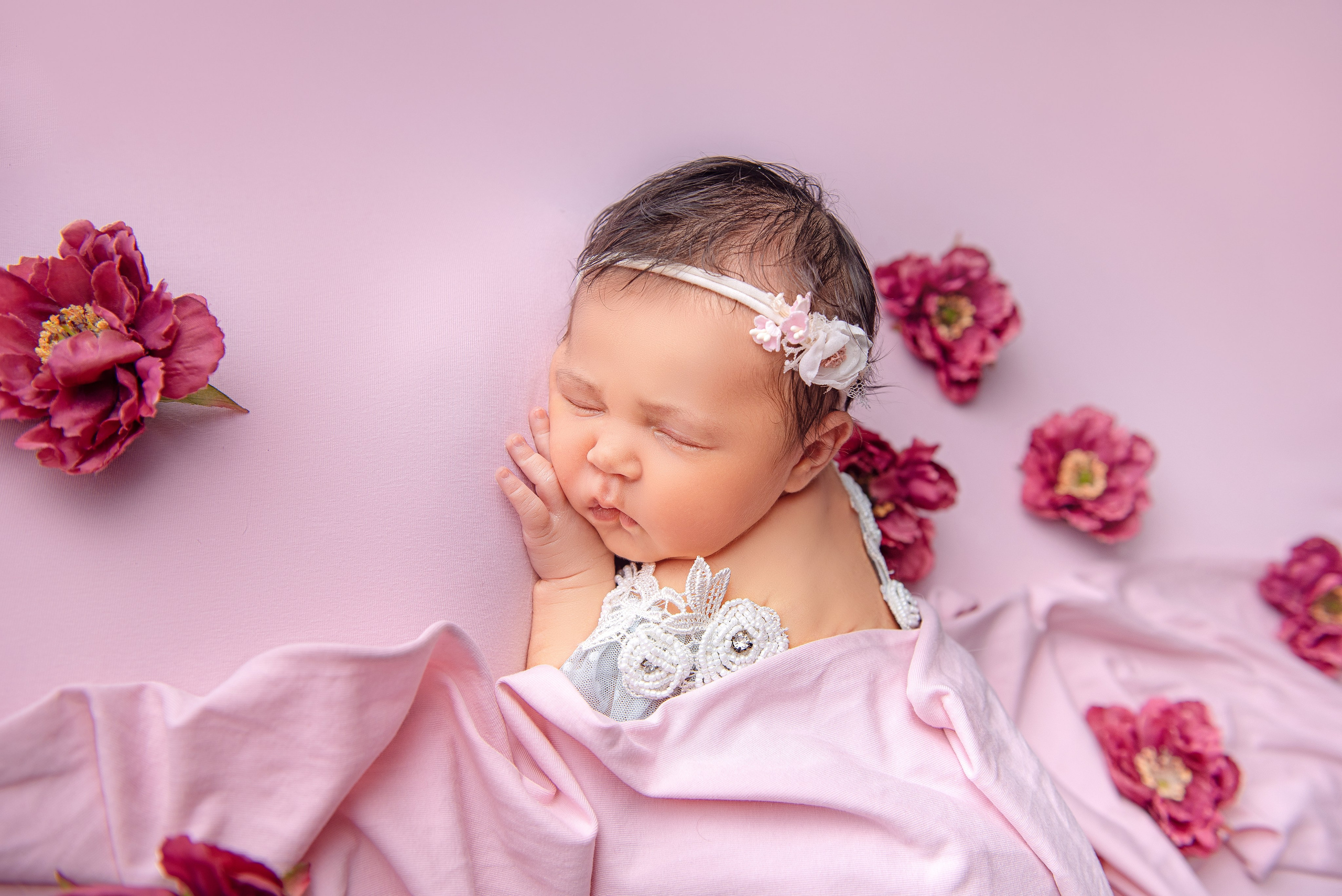 Новорожденные малыши. Фотограф новорожденных в Ярославле Anastasia Ray