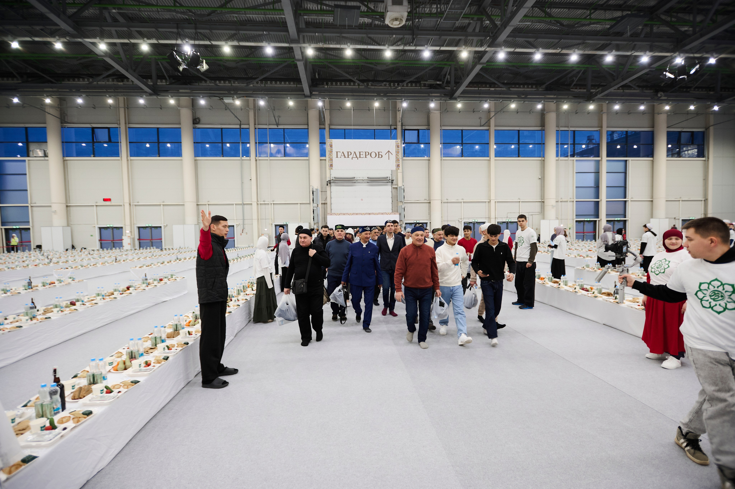 Репортажный фотограф на юбилей корпоратив, мероприятия в Уфе. Свадебный фотограф Тимур Хабибуллин