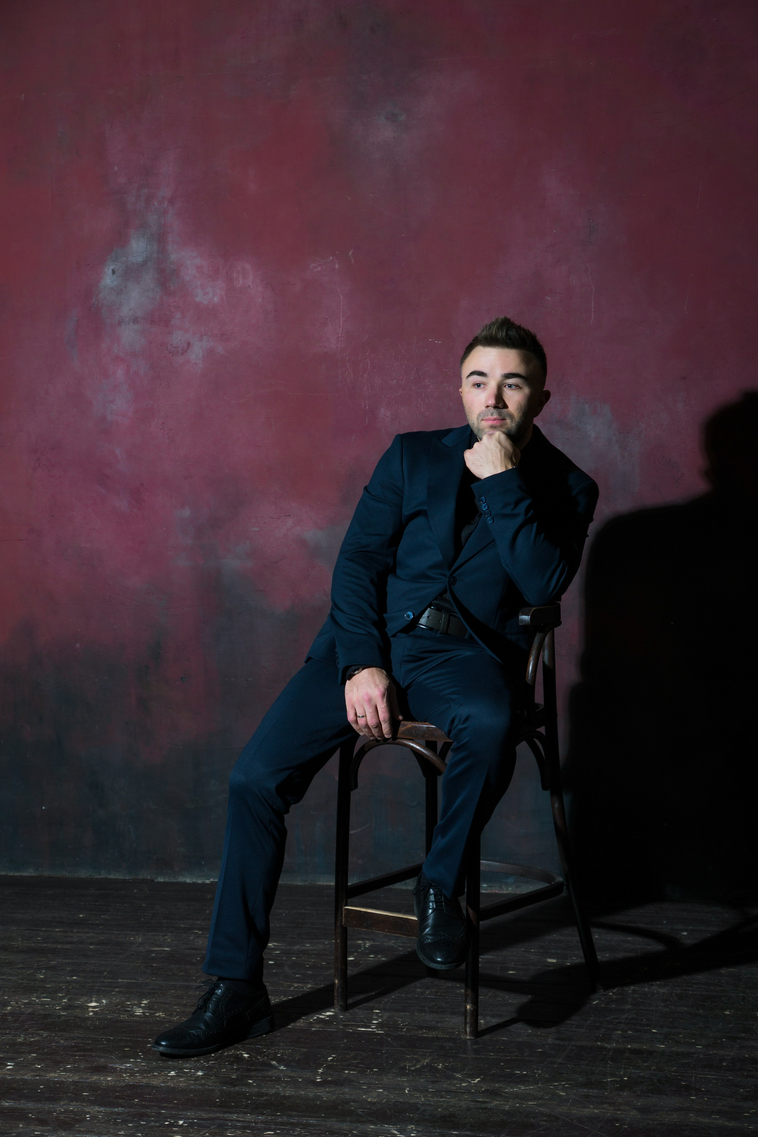 Ведущий Илья. Фотограф