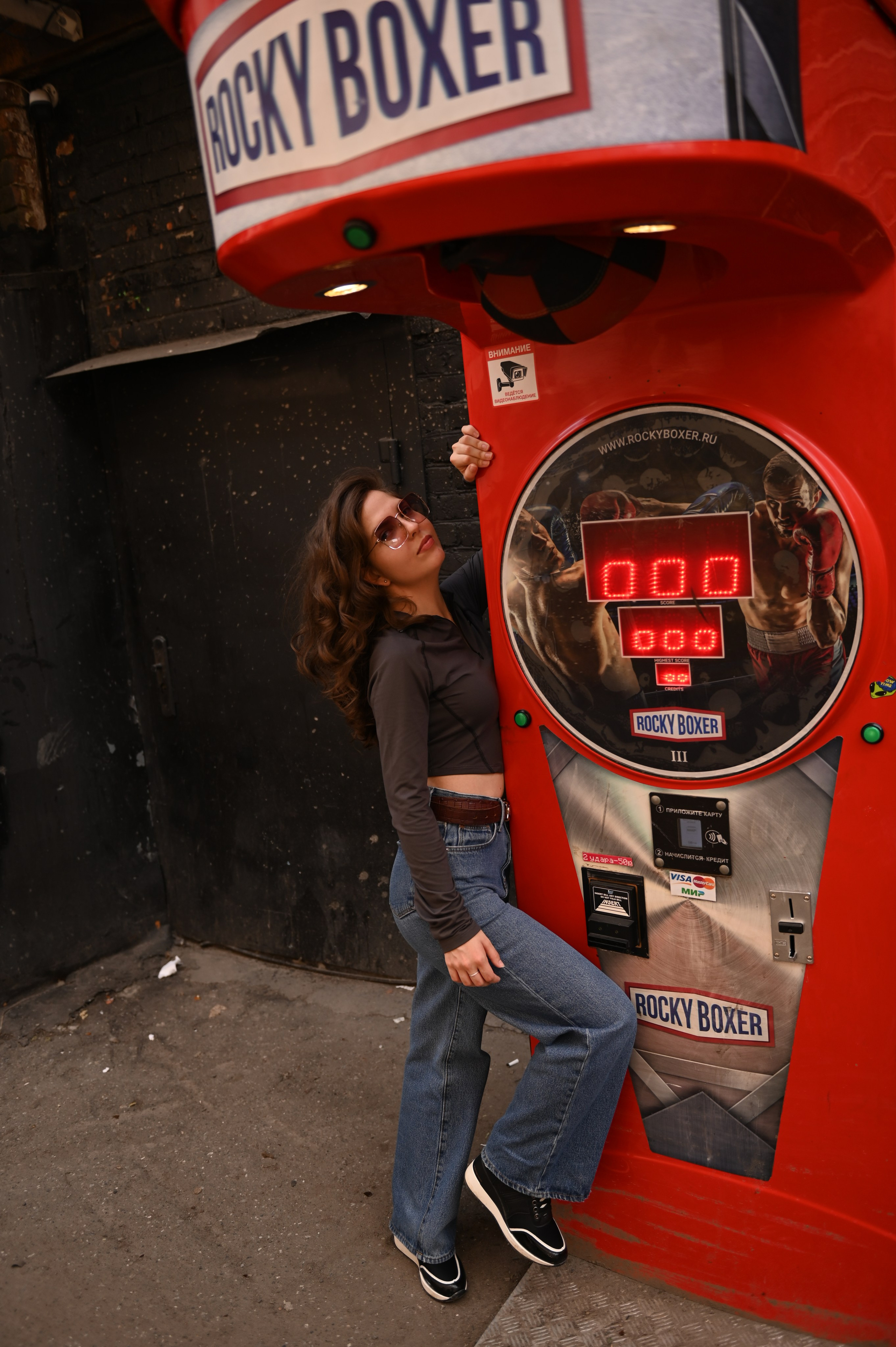 Индивидуальная прогулочная в городе. Свадебный, семейный, детский, контент фотограф в Омске Максим Ильин