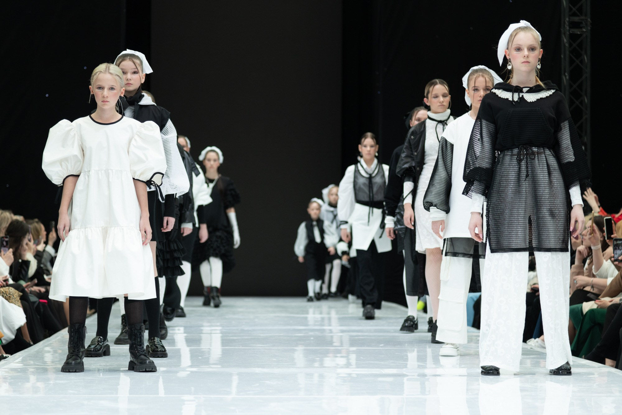 DEVUSI / 23. Sakunov Photo