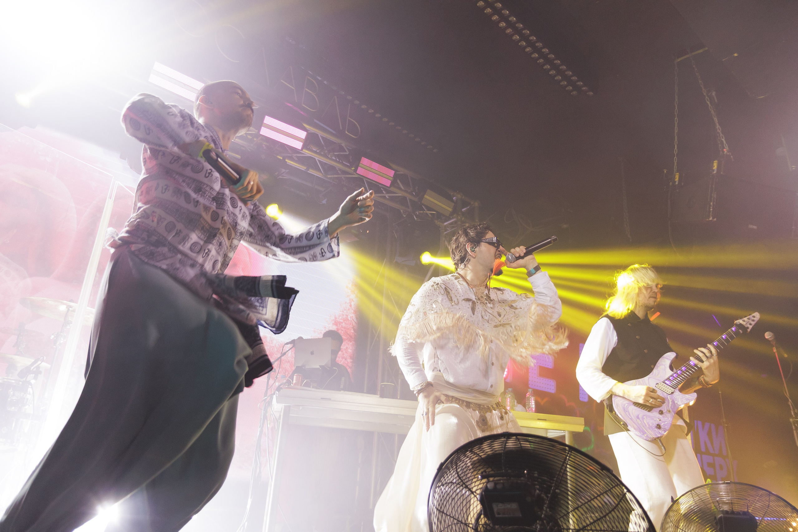 SQWOZ BAB. Ярославль. 2026. Фотограф Ярославль | Репортаж | Александр Мелюшин