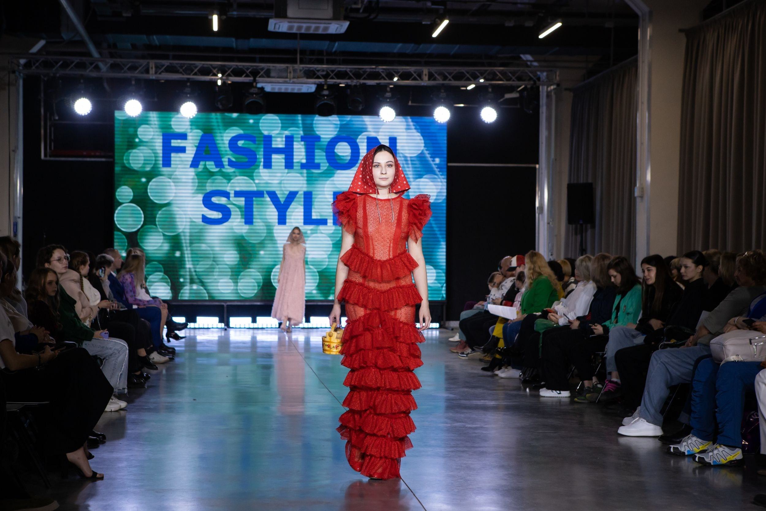 Фестиваль моды и красоты Fashion Style (11 мая 2024). Репортажный фотограф Алексей Пирязев