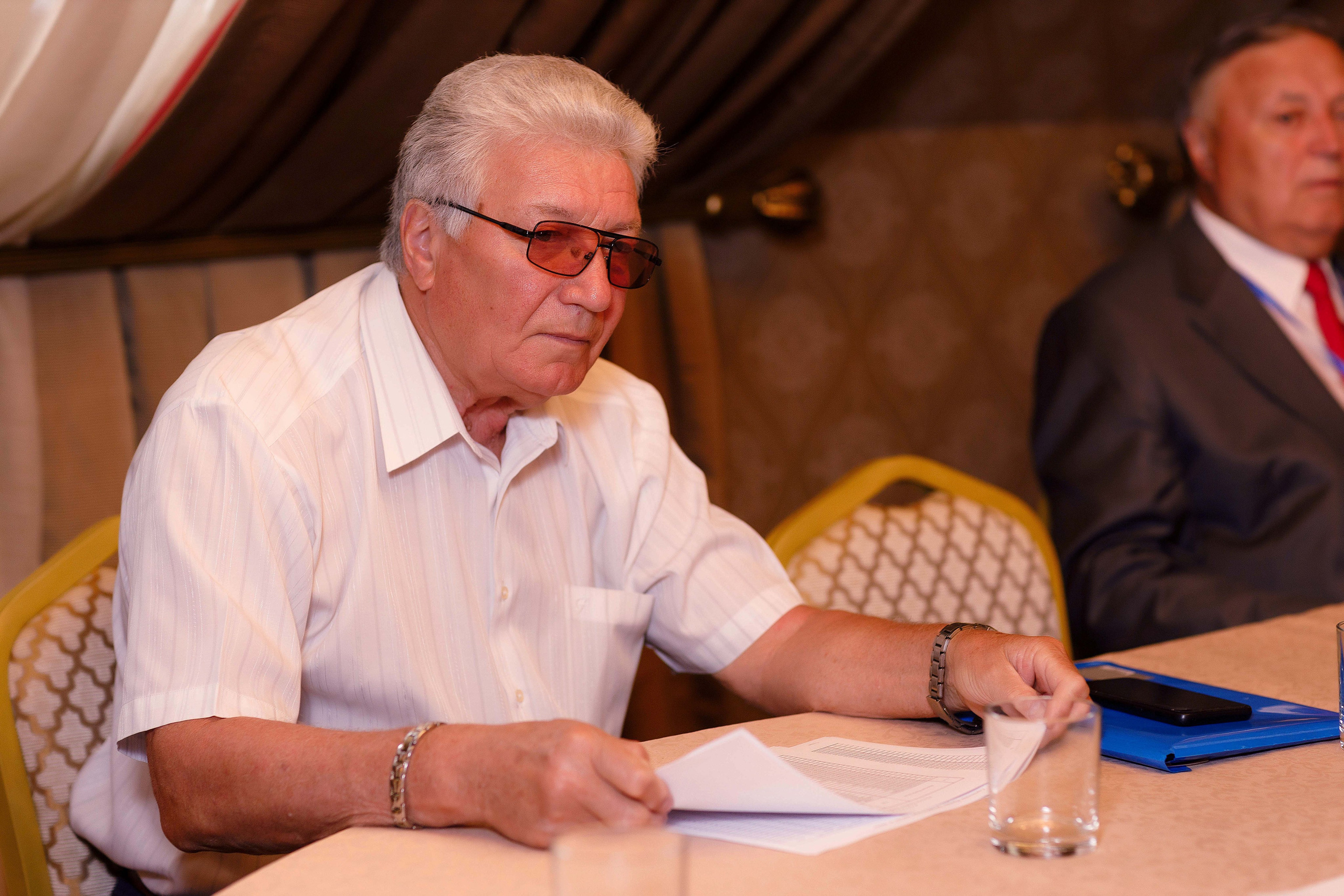 Лучший водитель троллейбуса России — 2024. Портретный и репортажный фотограф в Чебоксарах Андриян Чаркин