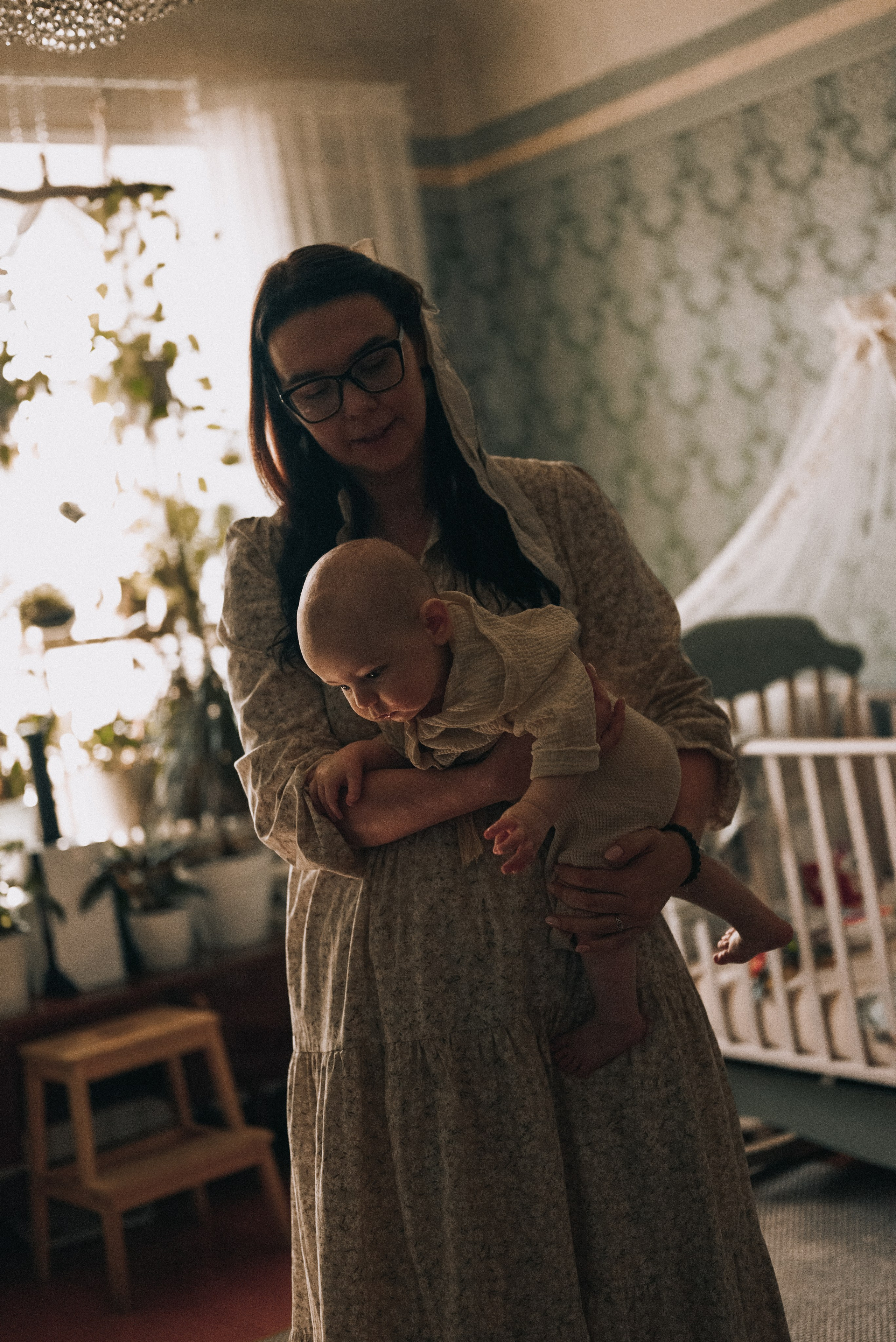 Утро мамы и малыша. Дарья и Евсей. Семейный фотограф в Москве Дарья Пузикова