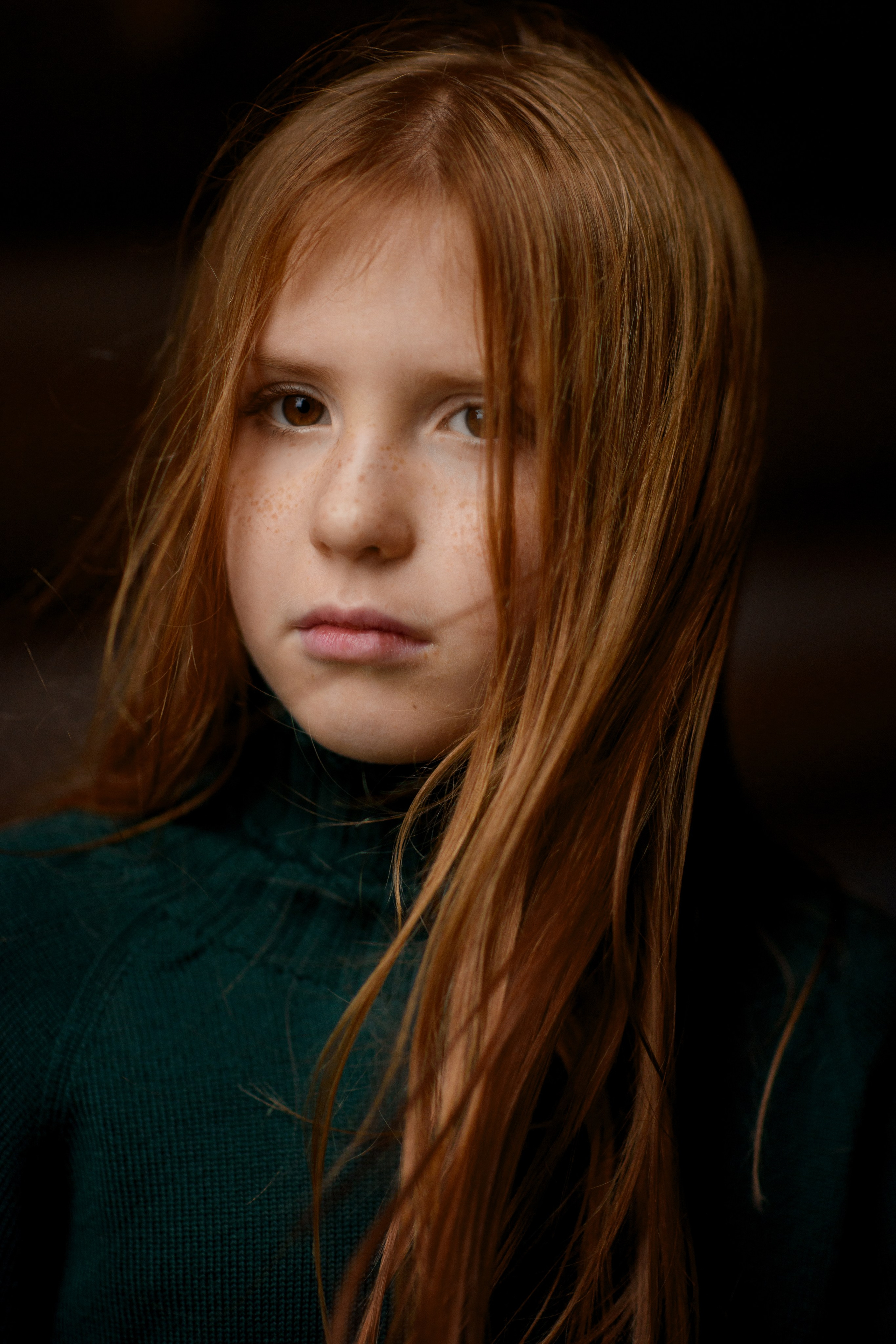 Фотосессия рыжей девочки-подростка в Коломенском. Главная