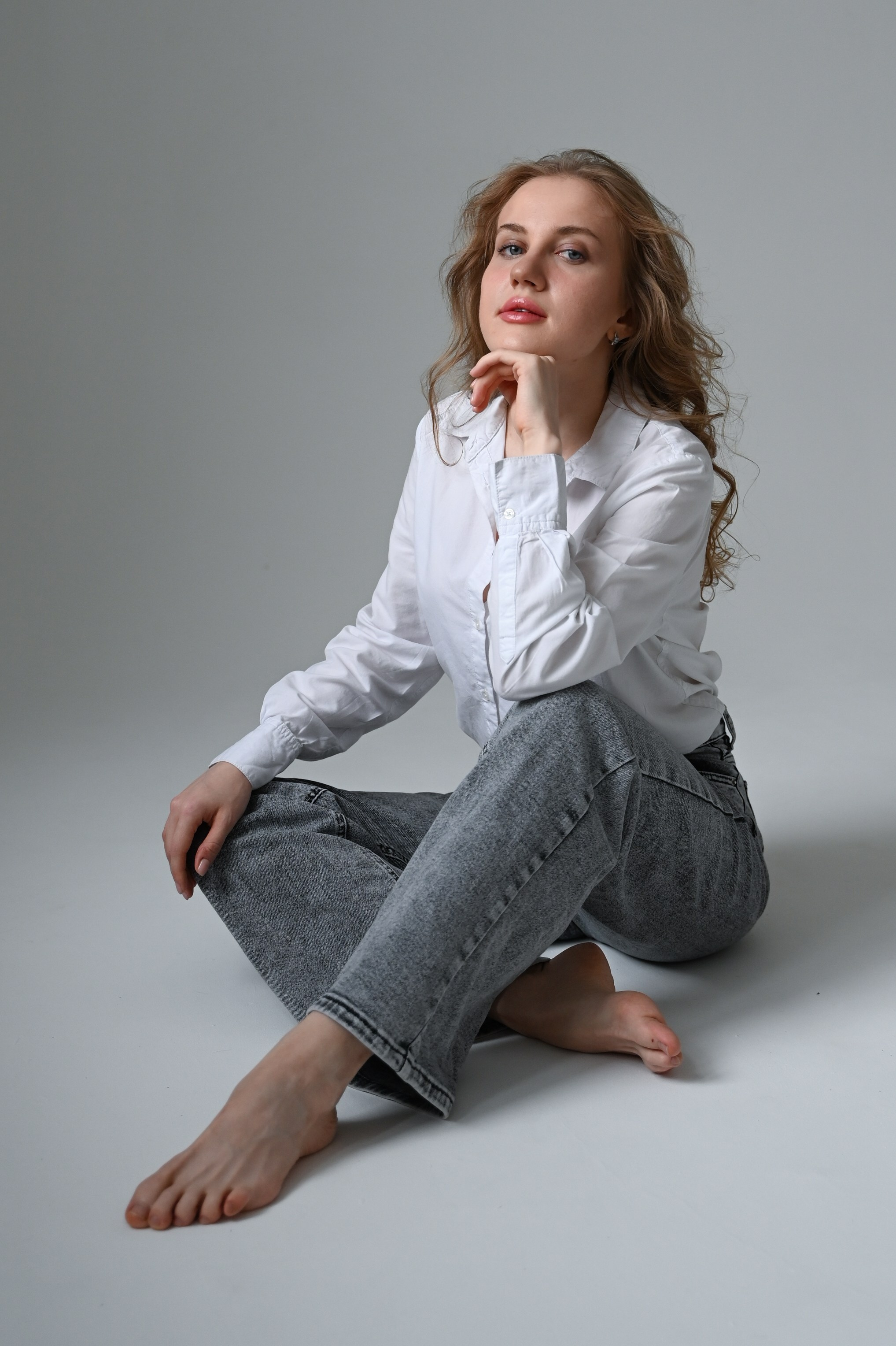 Женская фотосессия с цветами. Портретный фотограф в Москве Казьмина Олеся