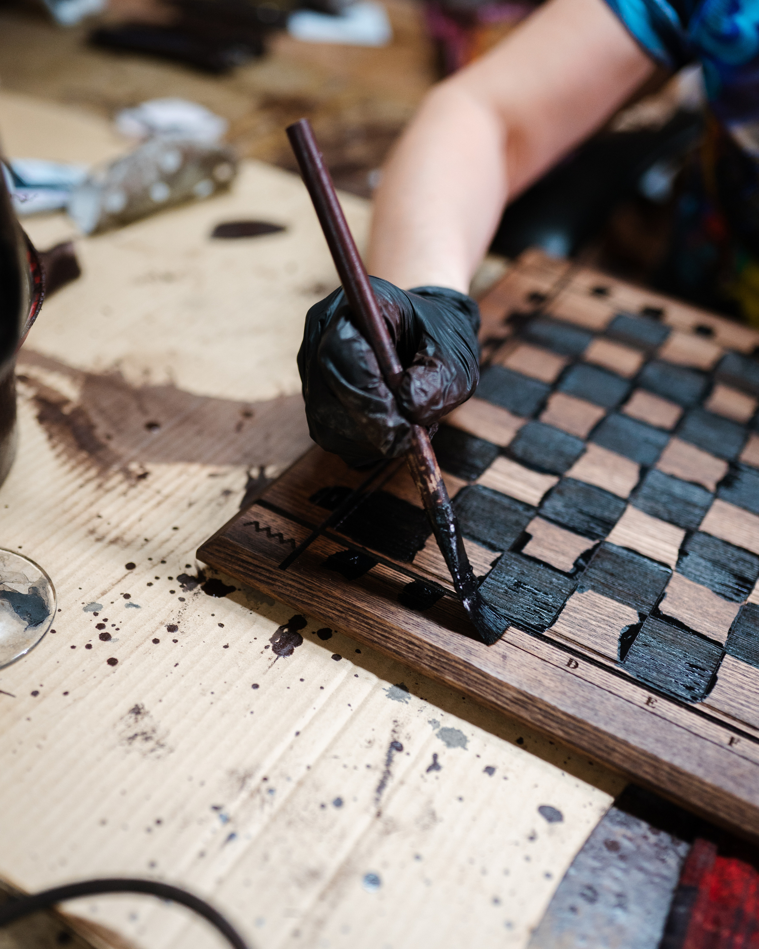 Производство шахмат VASO. Фотограф в СПБ Алмаз Камаев