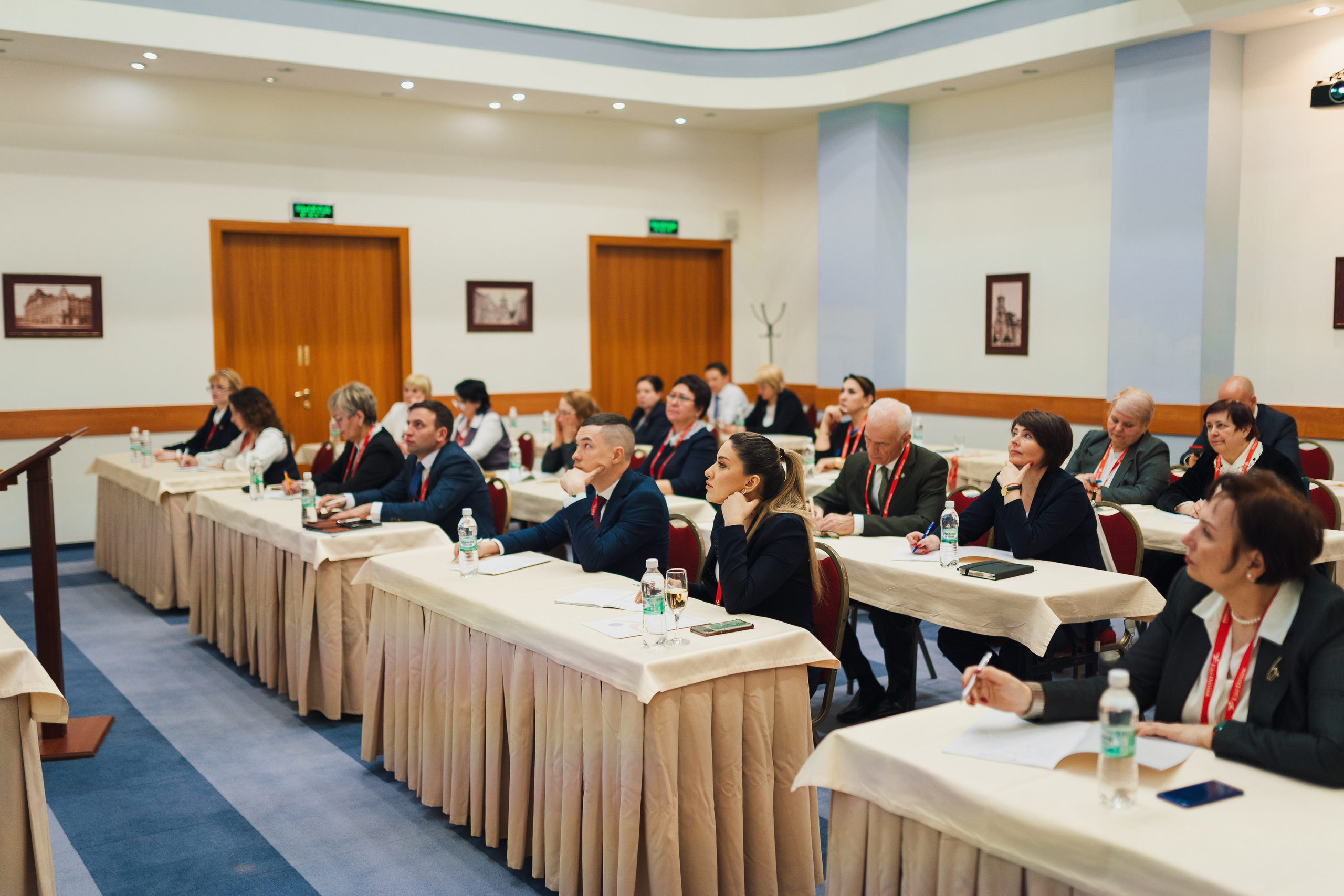 Бизнес конференция. Фотограф в СПБ Алмаз Камаев