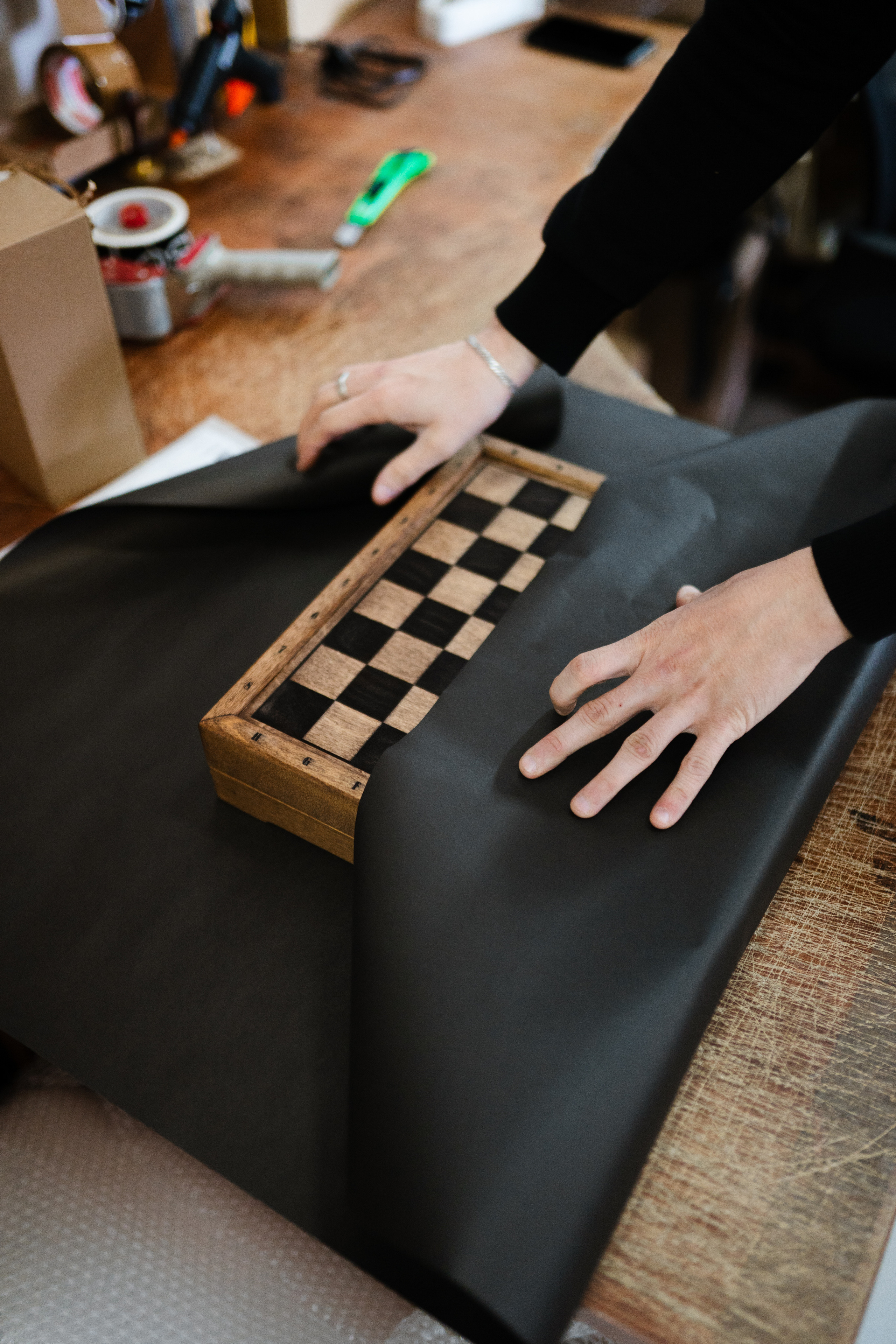 Производство шахмат VASO. Фотограф в СПБ Алмаз Камаев