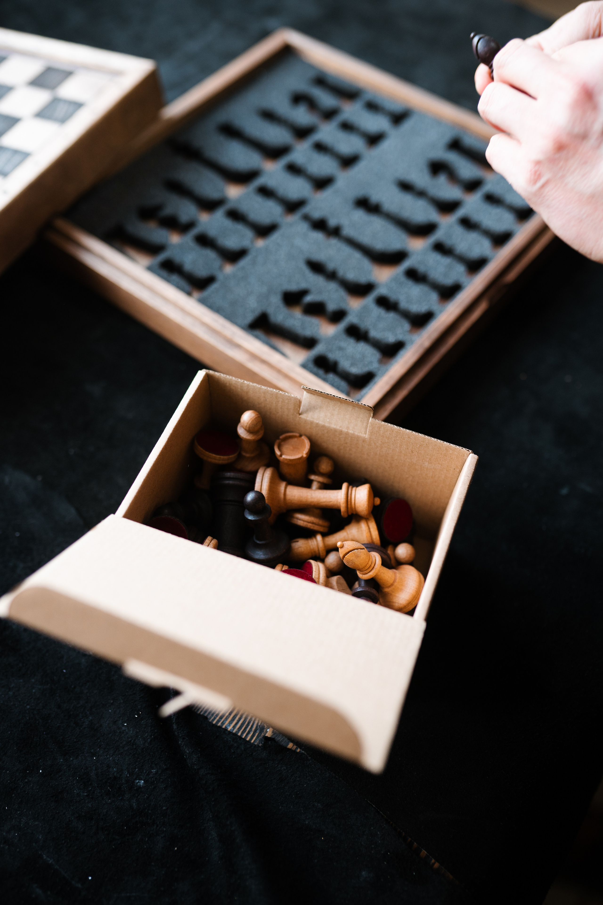 Производство шахмат VASO. Фотограф в СПБ Алмаз Камаев