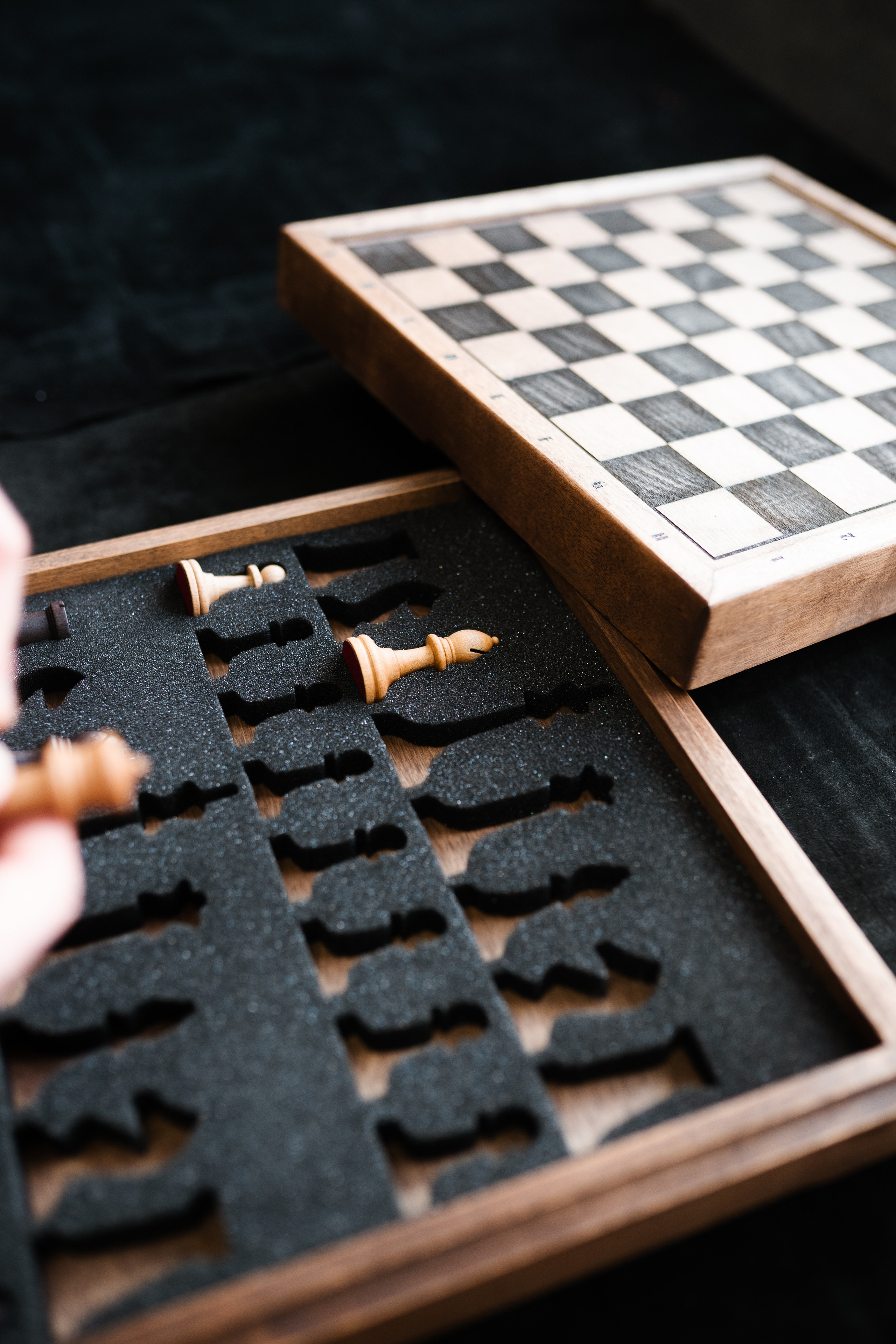 Производство шахмат VASO. Фотограф в СПБ Алмаз Камаев