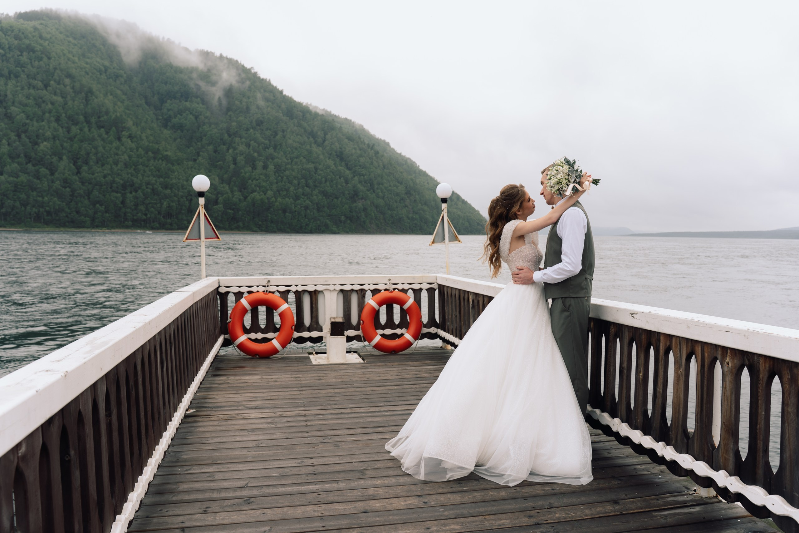 Байкальские сезоны. Для тех, кто не ждёт удачи, а создаёт её. Каждая фотосессия — это твой момент, твой стиль, твой успех. 📸