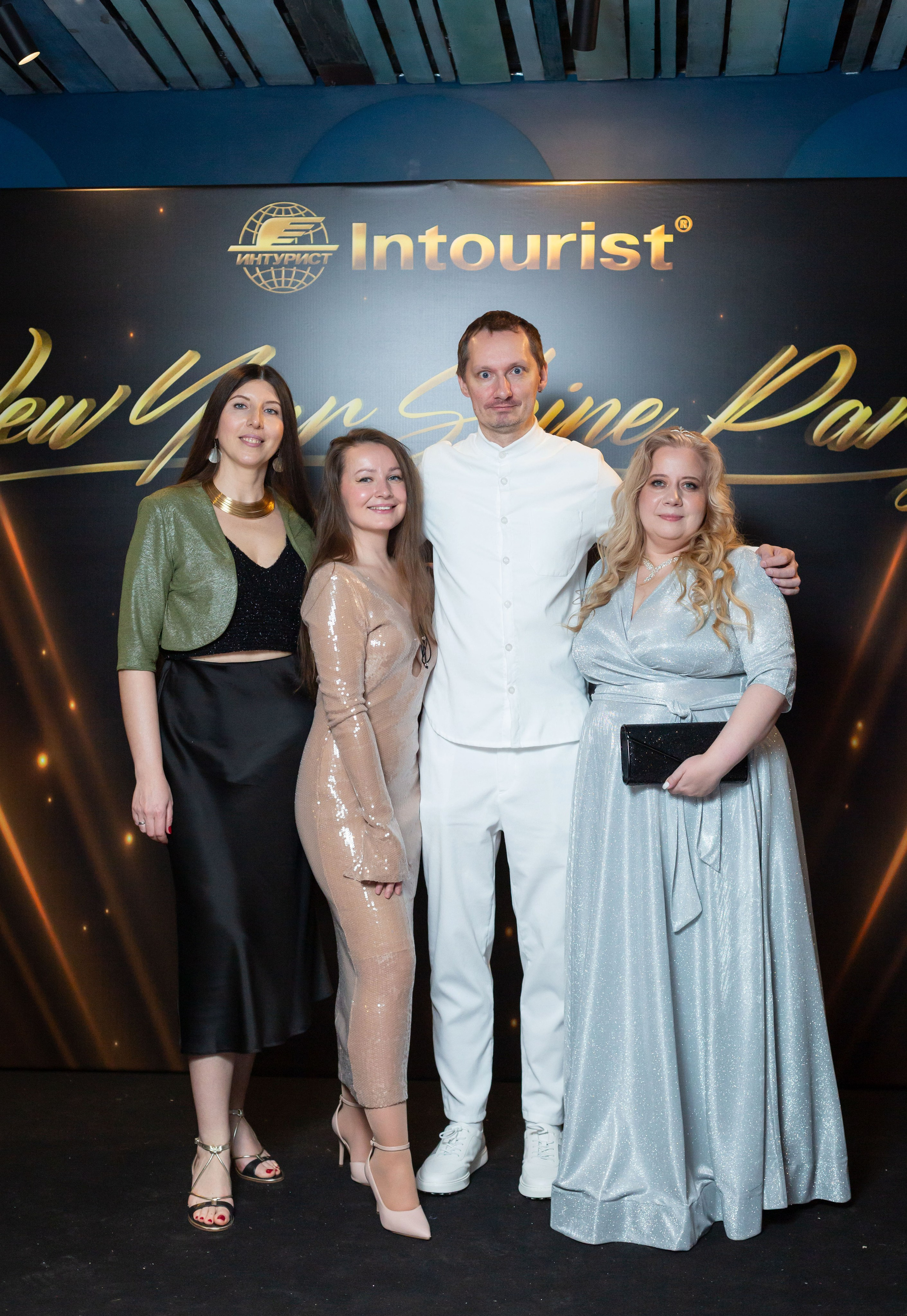 Корпоратив ресторан Времена года Москва. Семейный и детский фотограф Анна Петракова