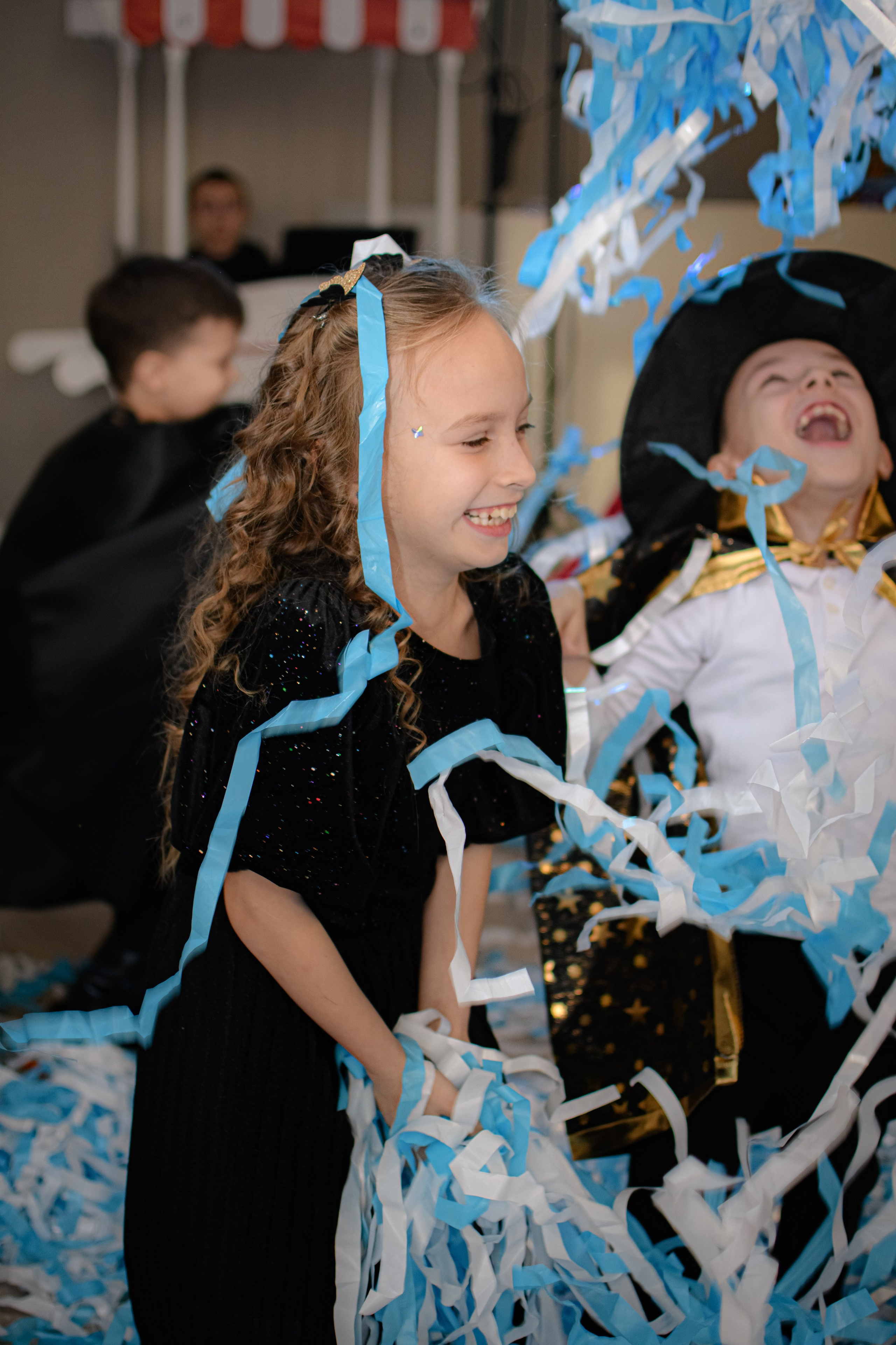 HAPPY NEW YEAR. Photokarish