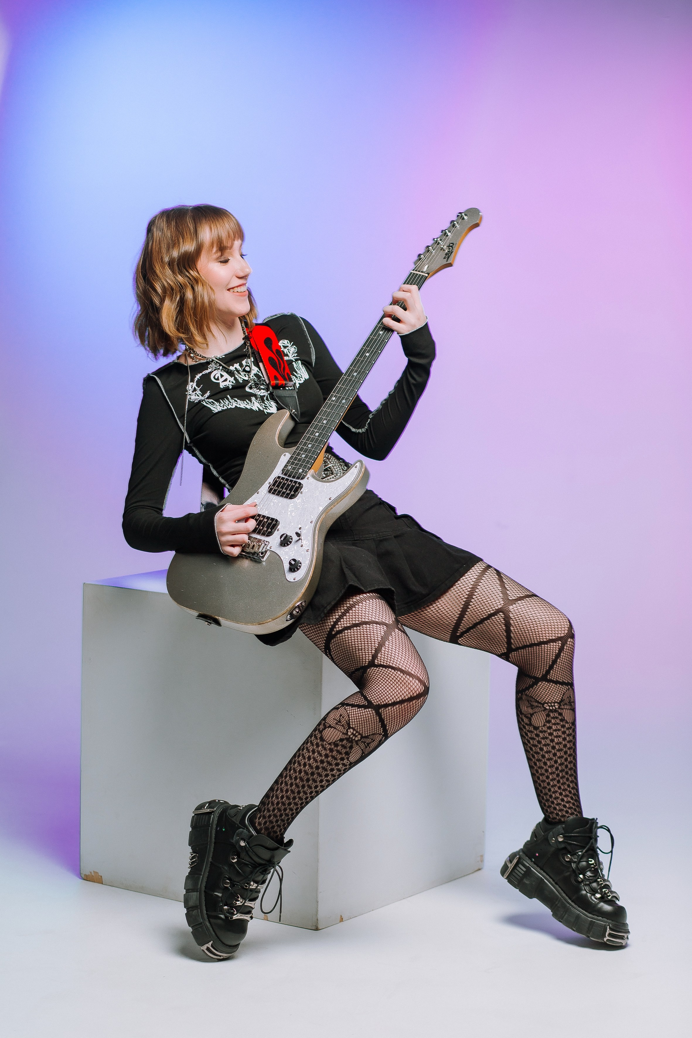 Рок-звезда_ съёмка для подростков. Выпускные альбомы Натальи Бутко: Новороссийск, Анапа, Геленджик