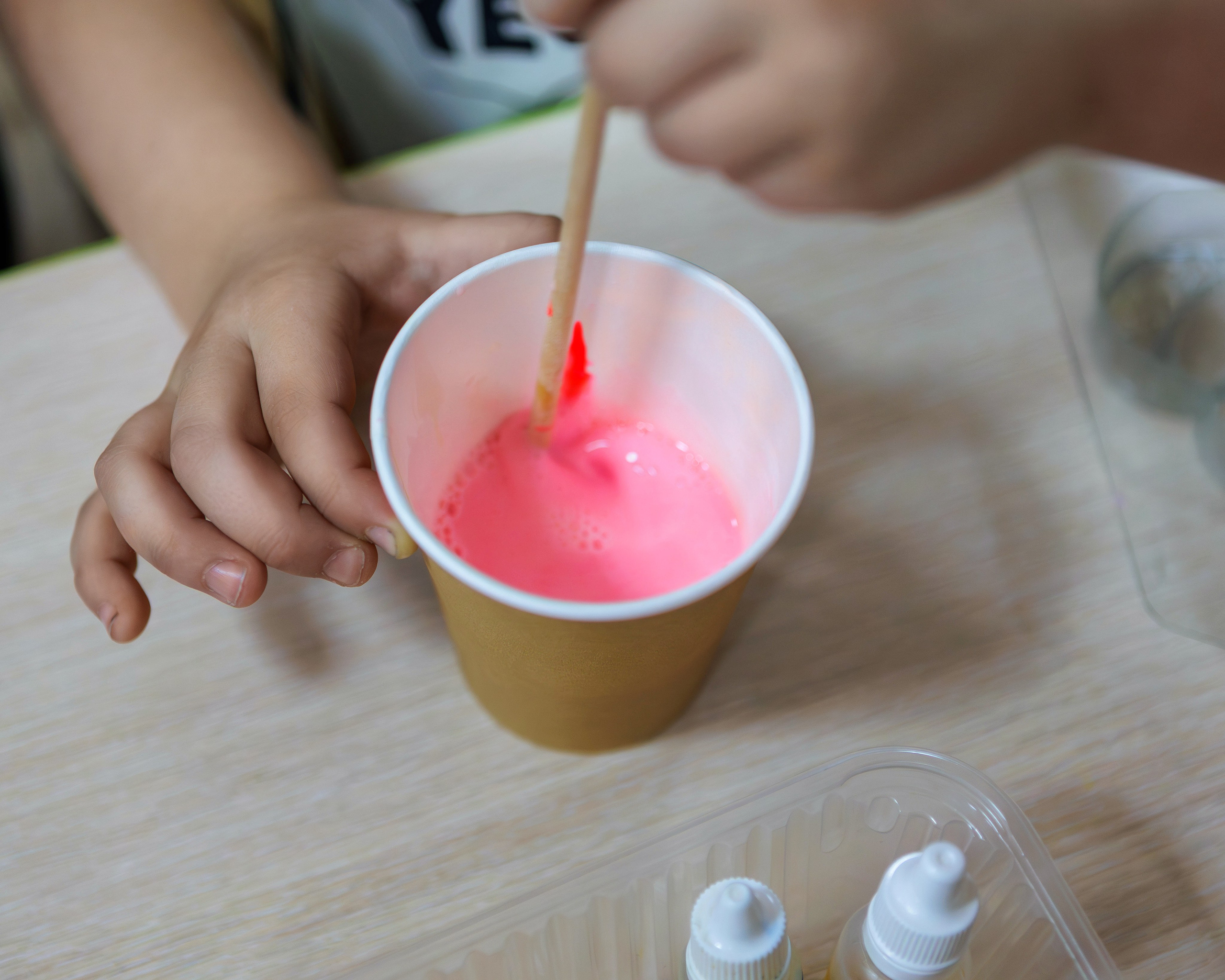 МК к 8 марта. Выпускные альбомы и школьный фотограф в Подольске, Троицке, Щербинке, Москве и Московской области