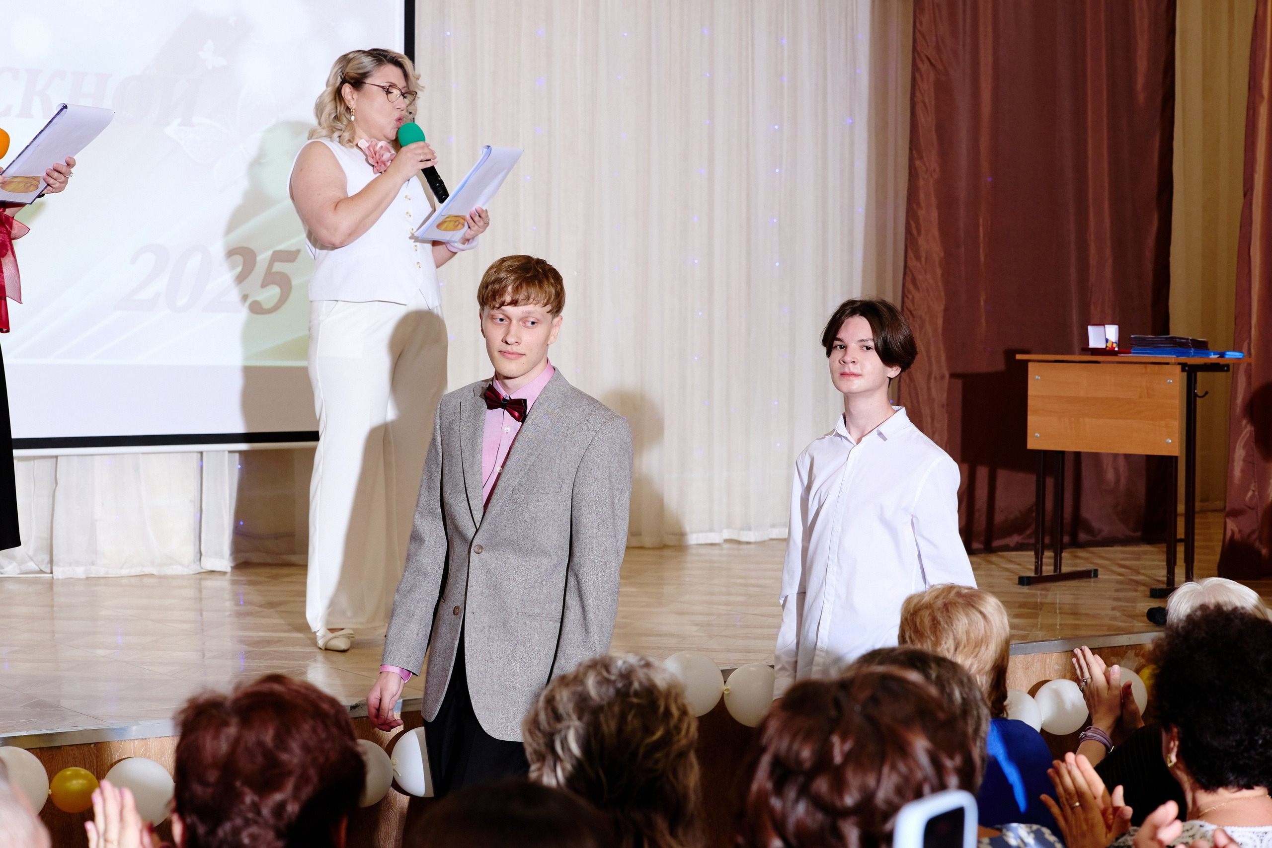 Выпускной 35 Сош. Фотограф Выпускные альбомы Таганрог Сергей Коробченко