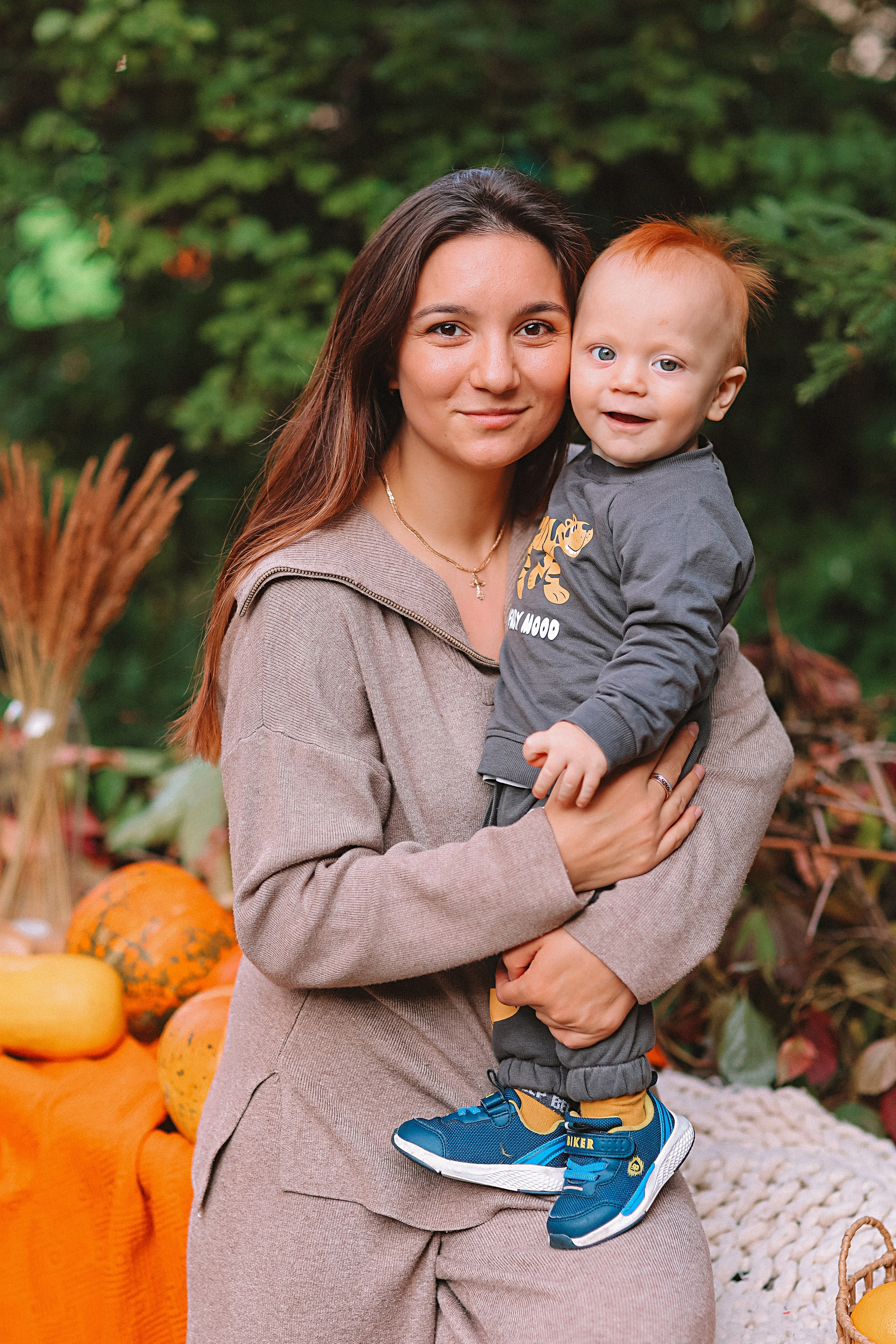 Тыквы. Семейный фотограф Тюмень, фотограф на роды Салмина Мария