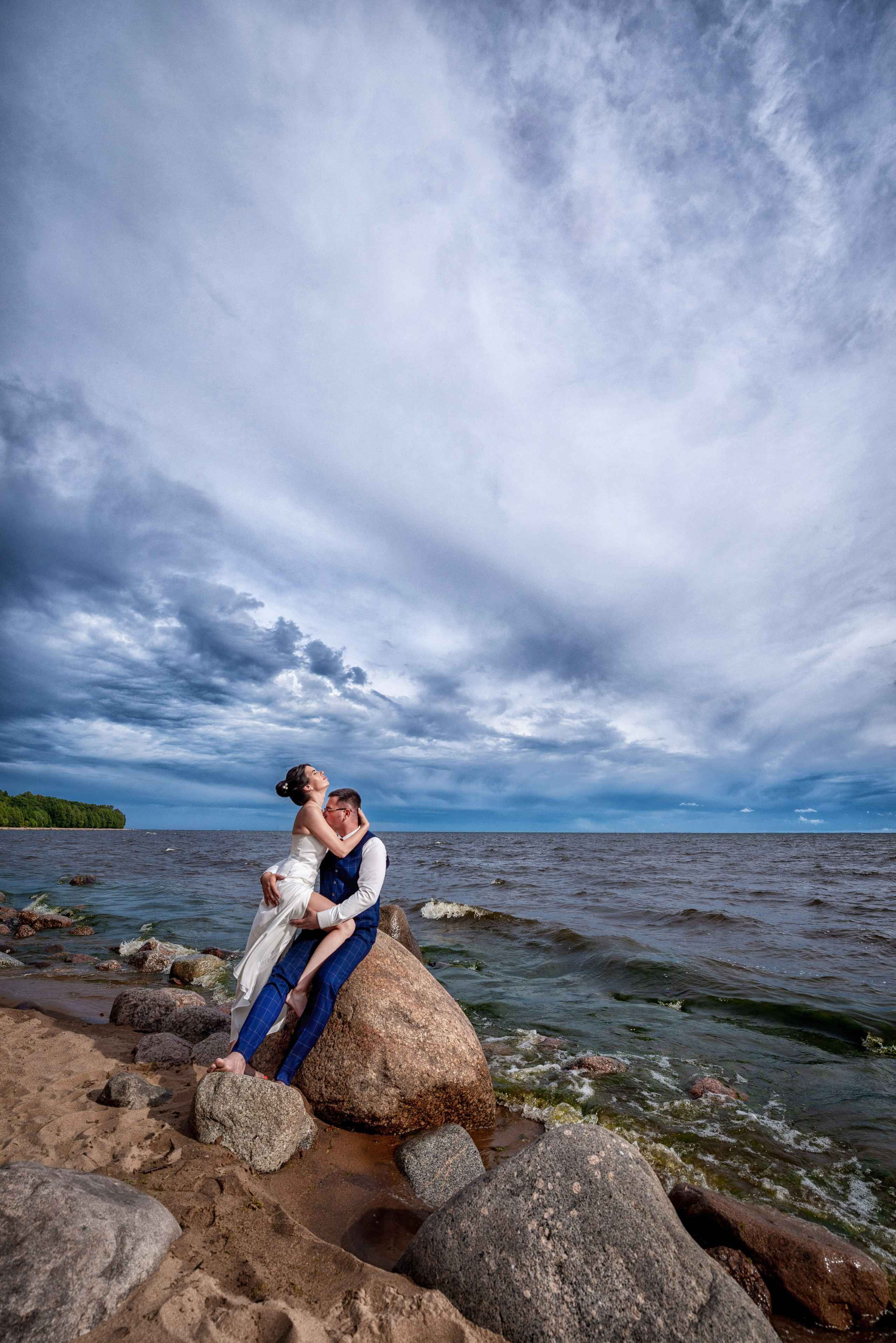 Евгений и Александра (фотосессия под дождём на Исаакиевской площади, свадебная прогулка на Финском заливе). Портретный, семейный и свадебный фотограф в Санкт-Петербурге и в Пушкине Ширяев Денис