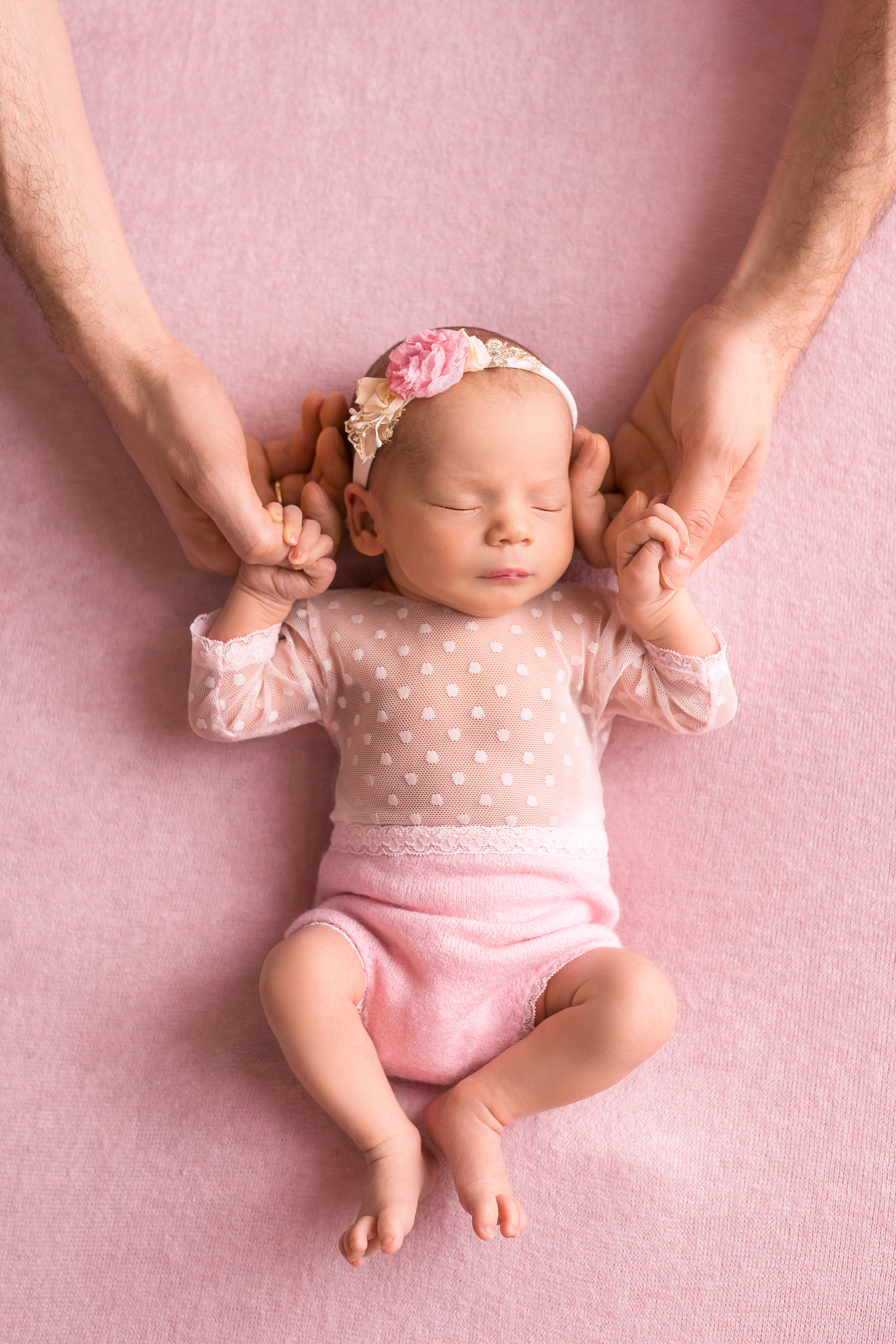 Новорожденные фотографии: нежные снимки вашего малыша