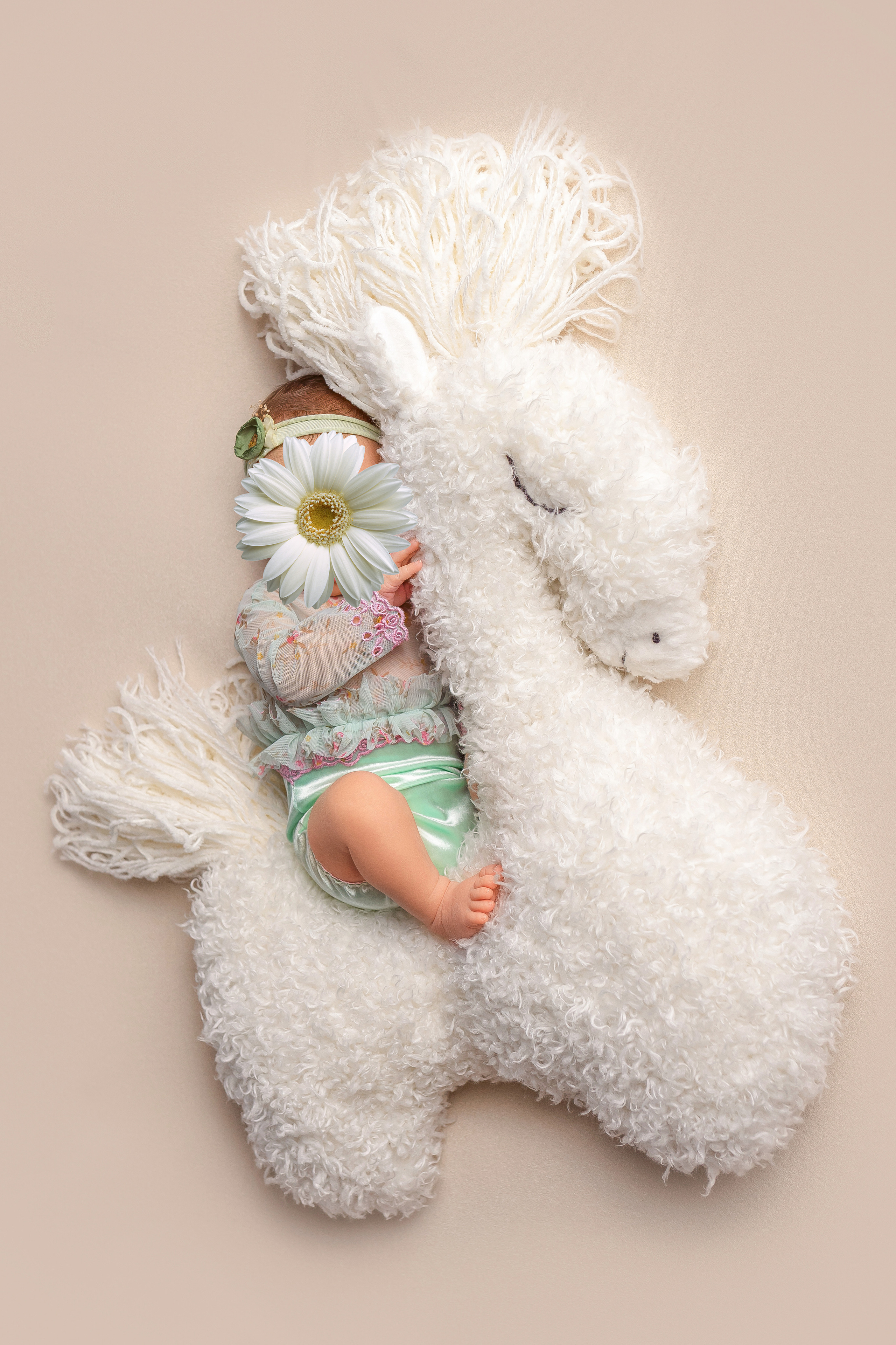 Фотосъемка новорожденных: создание исключительных портретов вашего малыша.