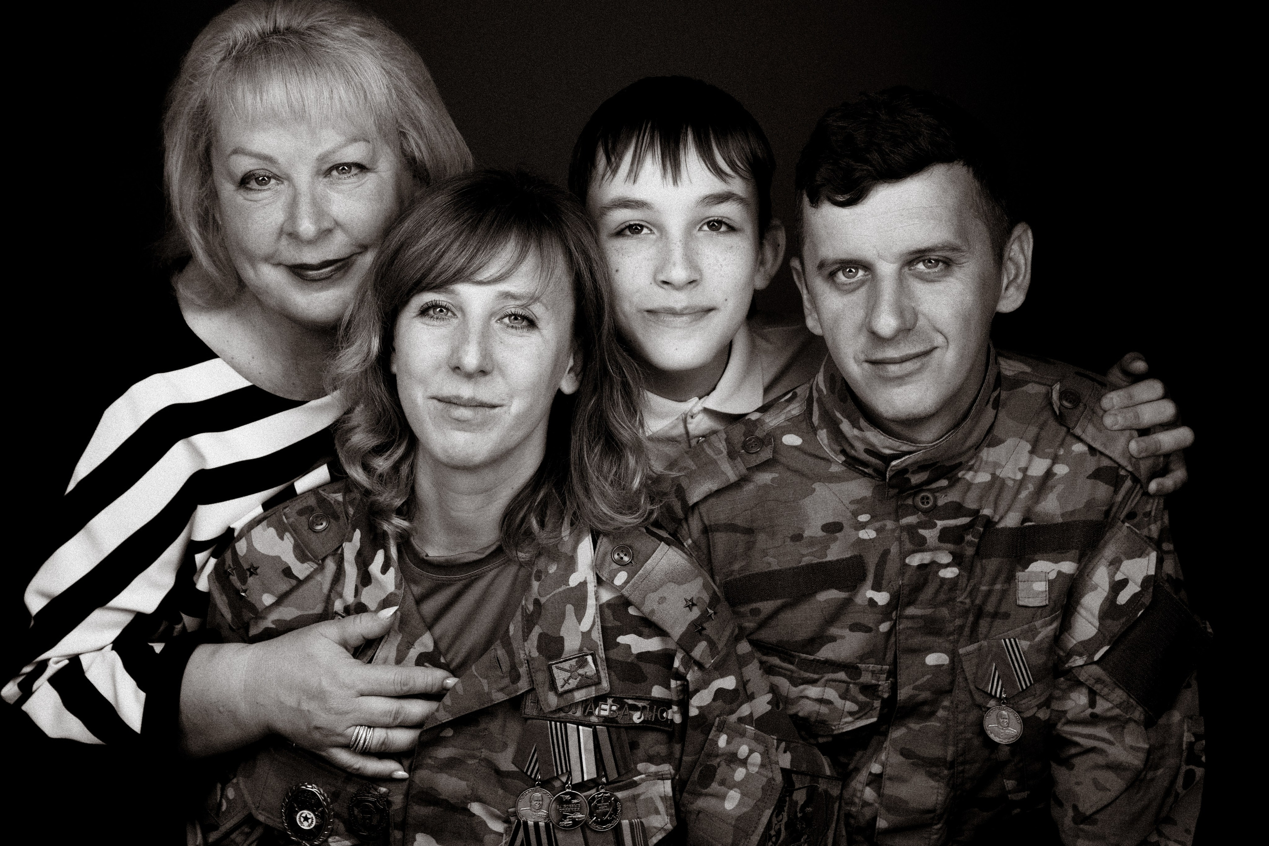 Донецкие семейные портреты. Бизнес-портрет | Хедшот-фотограф | Студия делового портрета в Москве