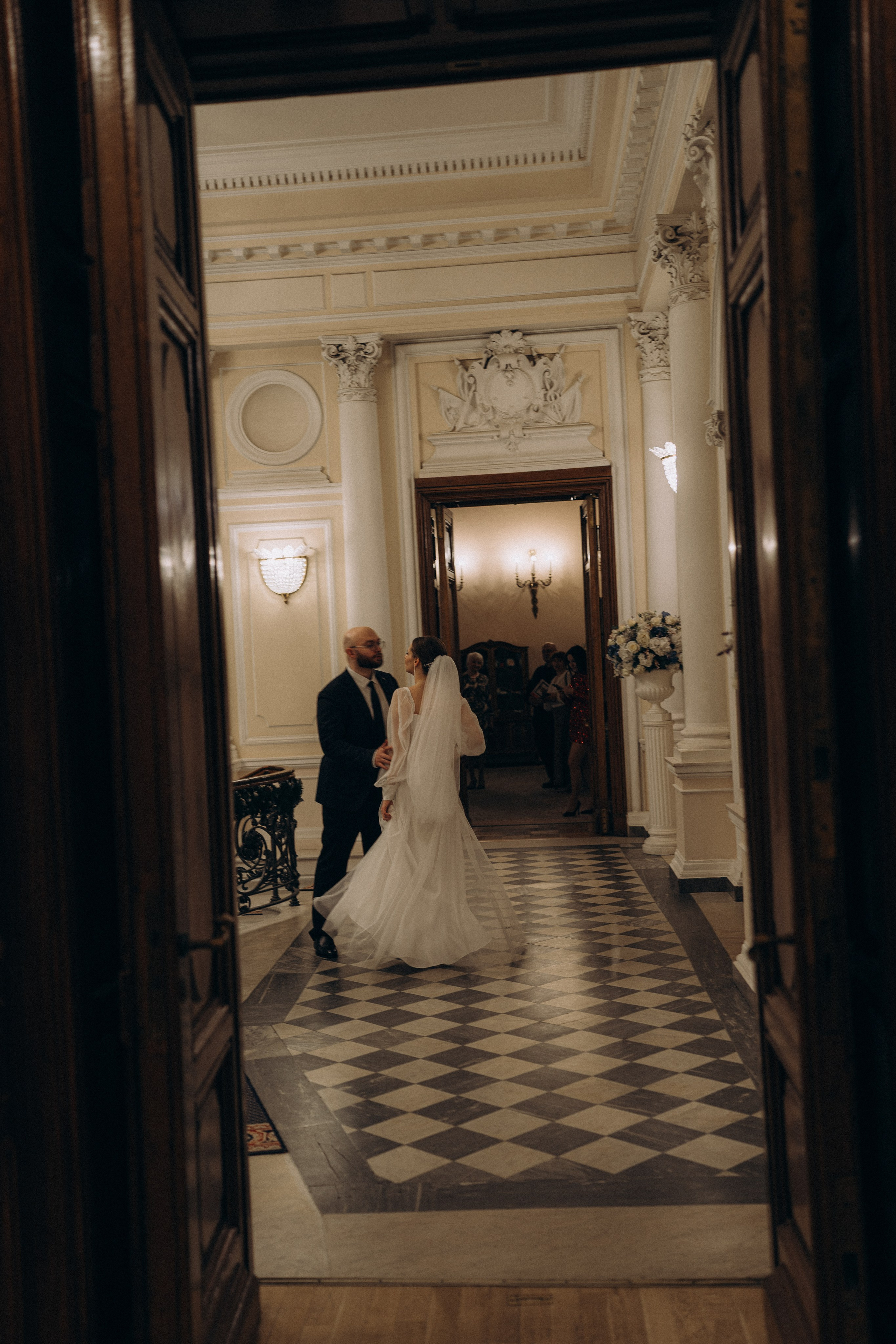 СВАДЕБНАЯ СЬЕМКА ВО ВТОРОМ ДВОРЦЕ (ДЕКАБРЬ) ТАКЖЕ СЬЕМКА В СТУДИИ НА ЧЕРНЫШЕВСКОЙ. Профессиональный фотограф, Санкт-Петербург — Виктория Богомолова