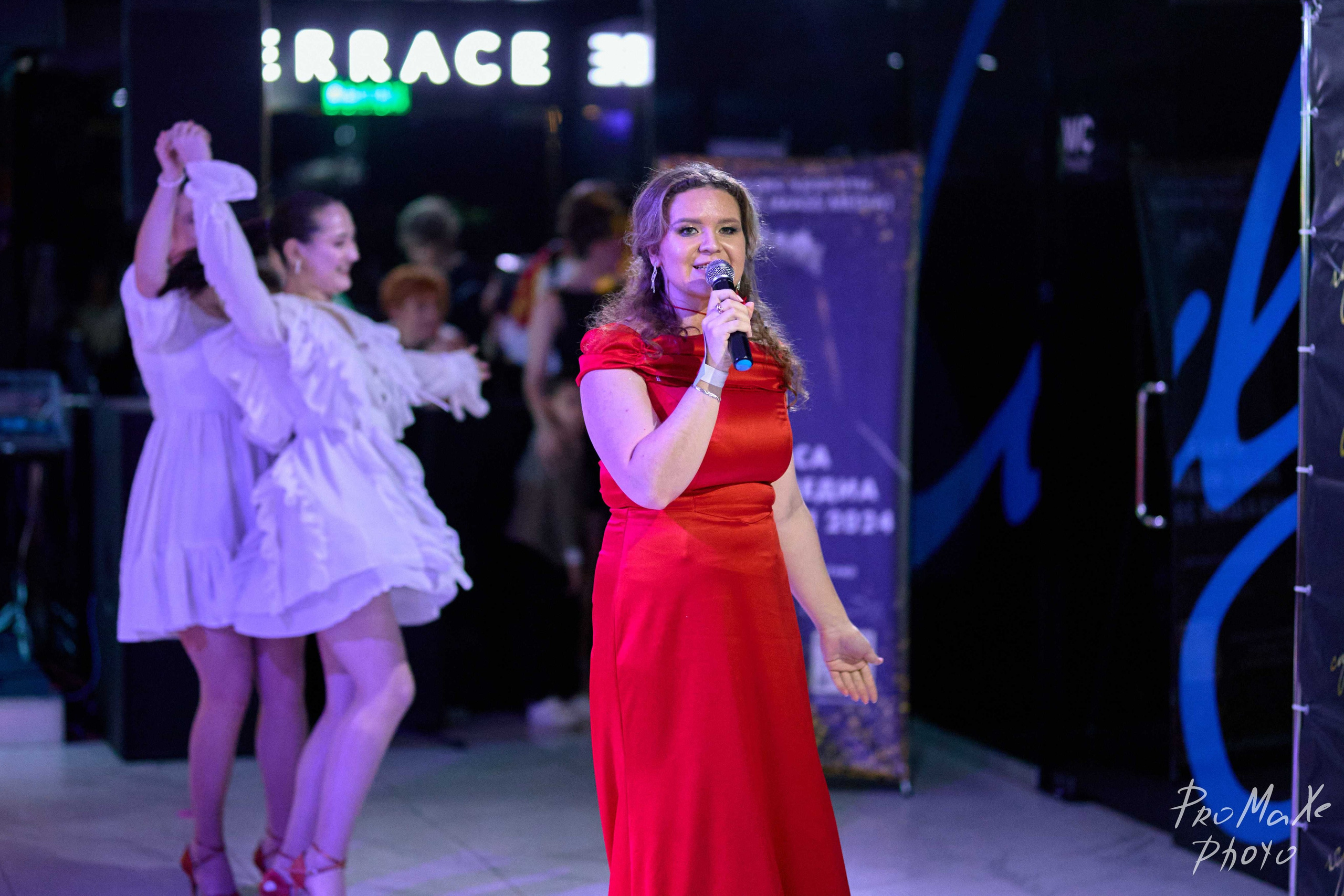 Зал КРАСА МАСС-МЕДИА ЧУВАШИИ. Владимир Суздалов (ProMaXe) — Портретный фотограф, тематические фотосессии в Чебоксарах