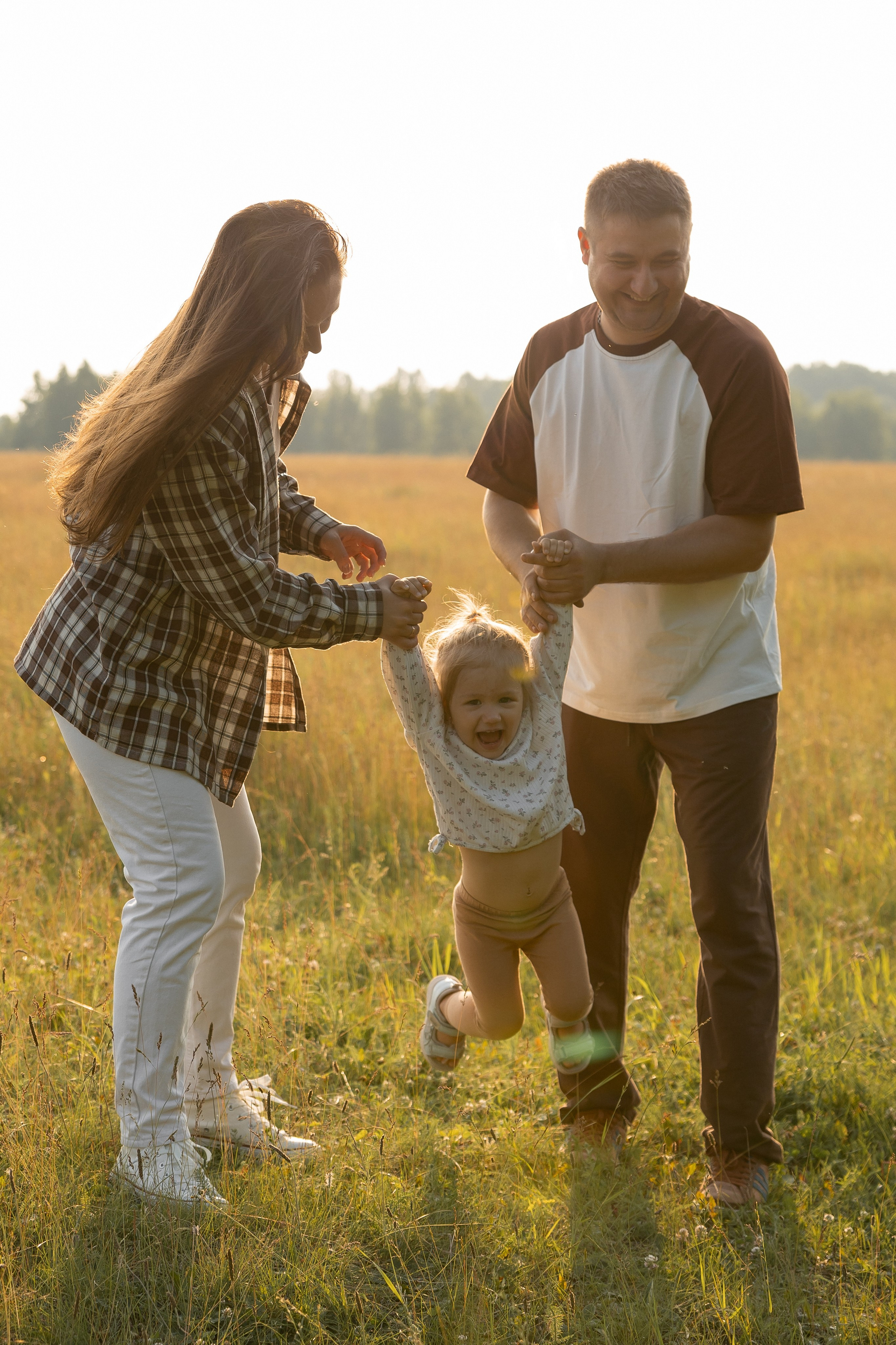 В поле. Семейный и свадебный фотограф в Челябинске Мария Леонтьева