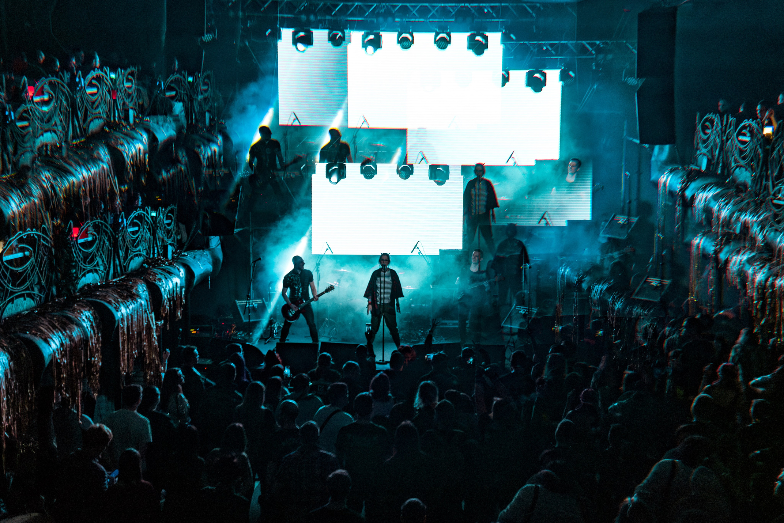 Рок-ёлка. Репортажный фотограф Екатеринбург | Яркий, качественный репортаж | Концерты, клубы, репортаж, праздники, корпоративы