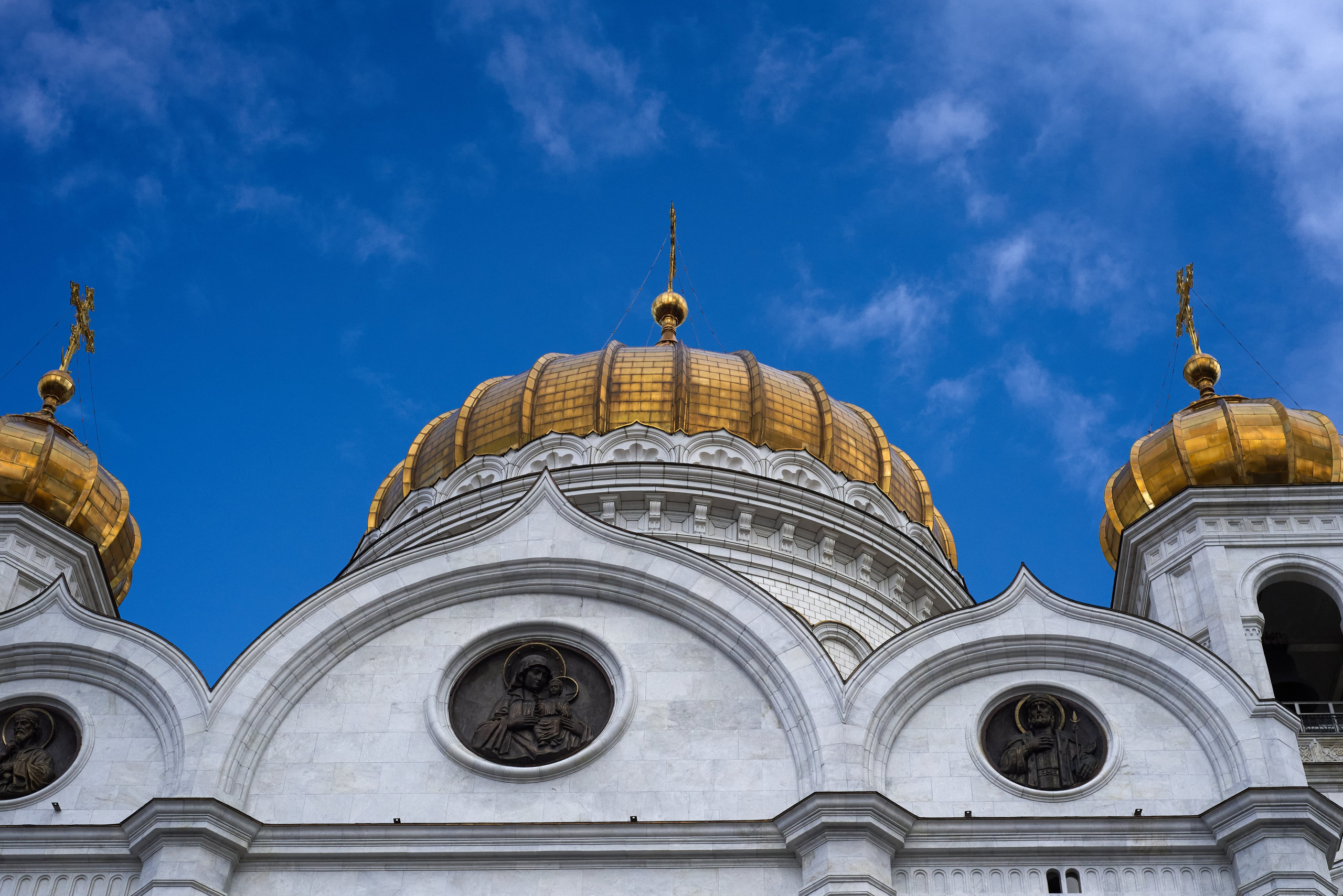 Храм Христа Спасителя 2024 август утро. Фотограф Александр Гладкий.