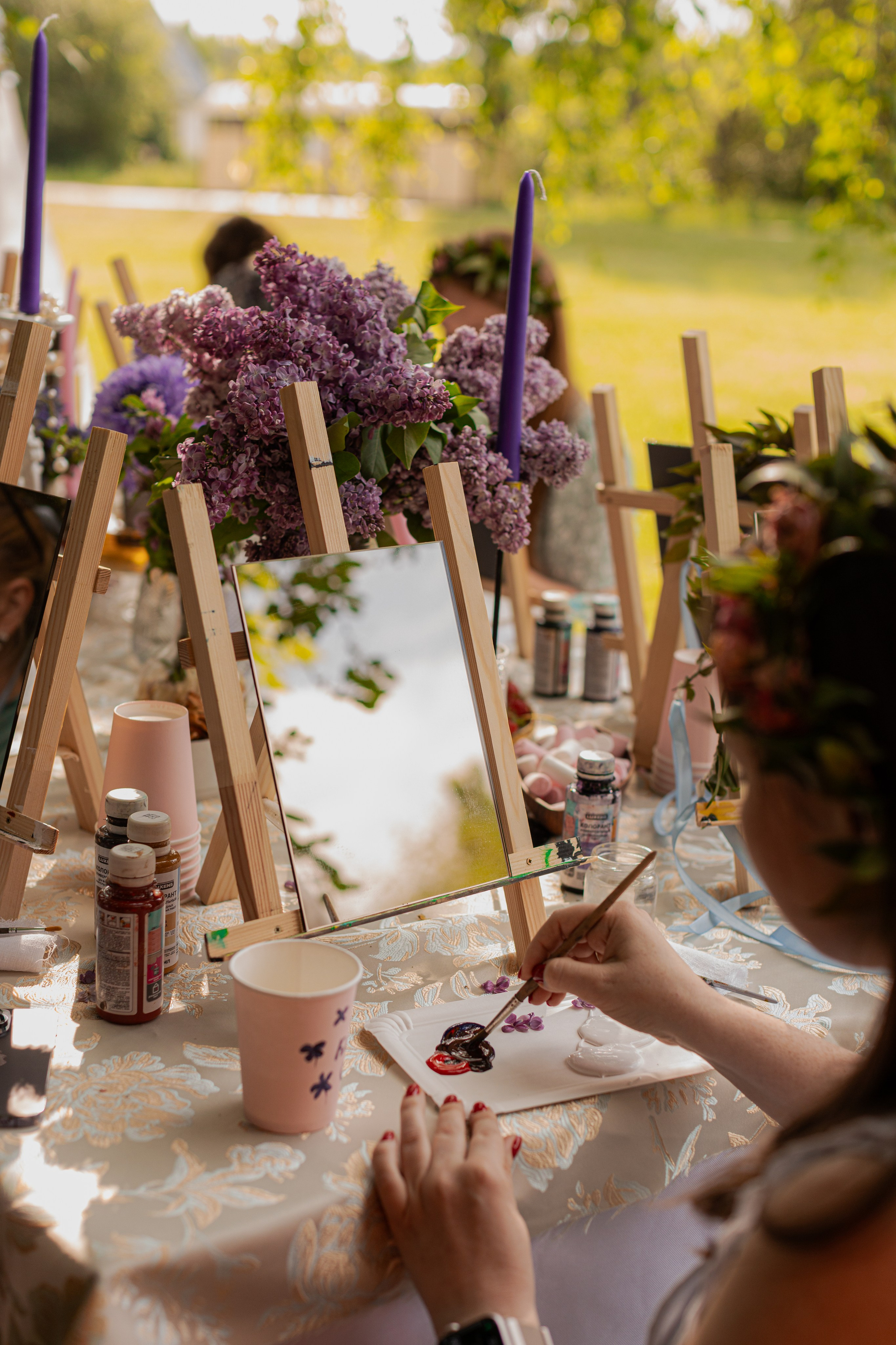 Мк Сирень на зеркале (девичник в парке). Анастасия Ракчеева Художник