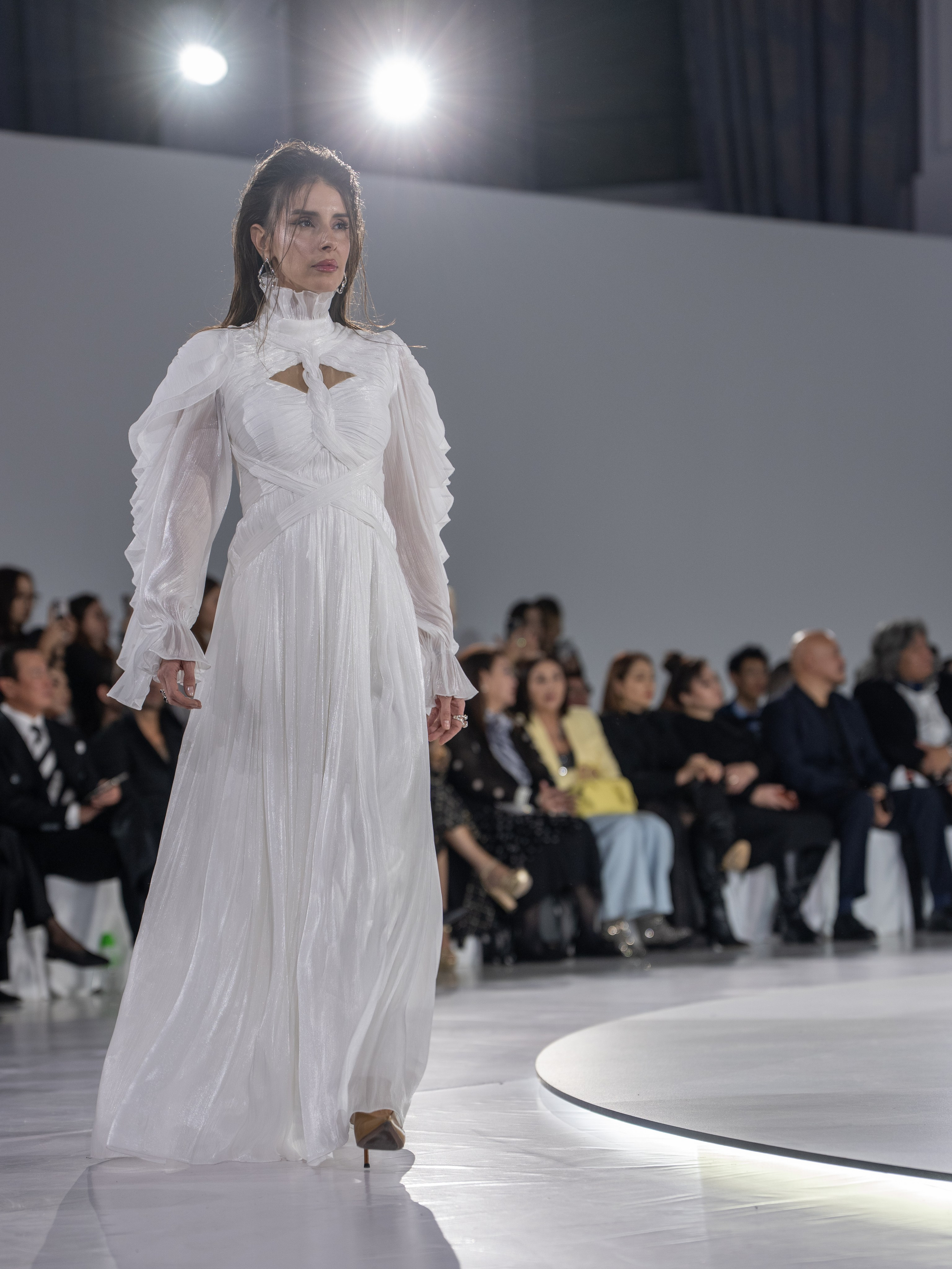 Дизайнер Arunaz. Сайт Алматинского НЮ АРТ, будуар и фэшн фотографа Дениса Карпенко