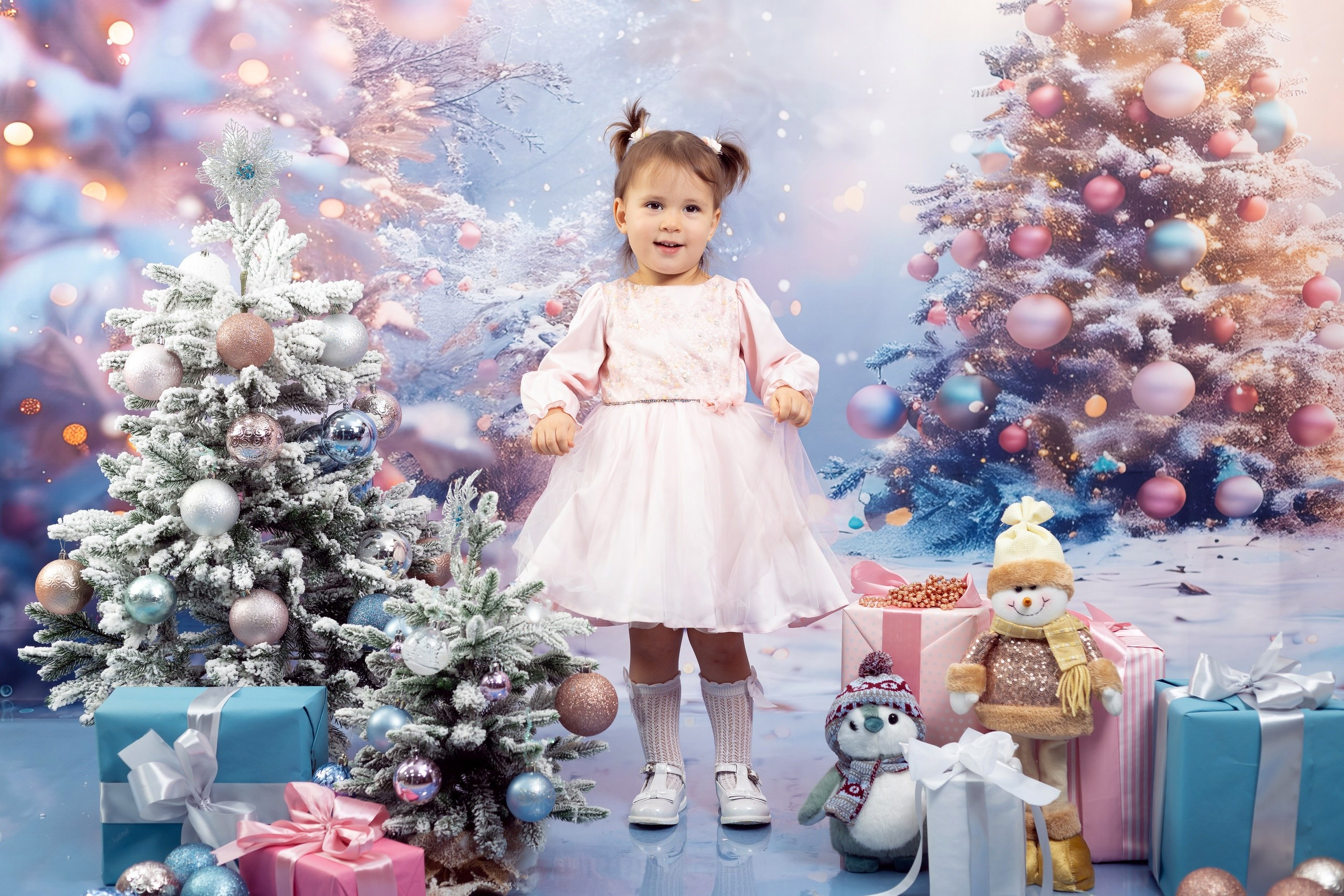 Семейная новогодняя фотосессия. Фотостудия «Олеся». Фотостудия в г. Верхняя Пышма