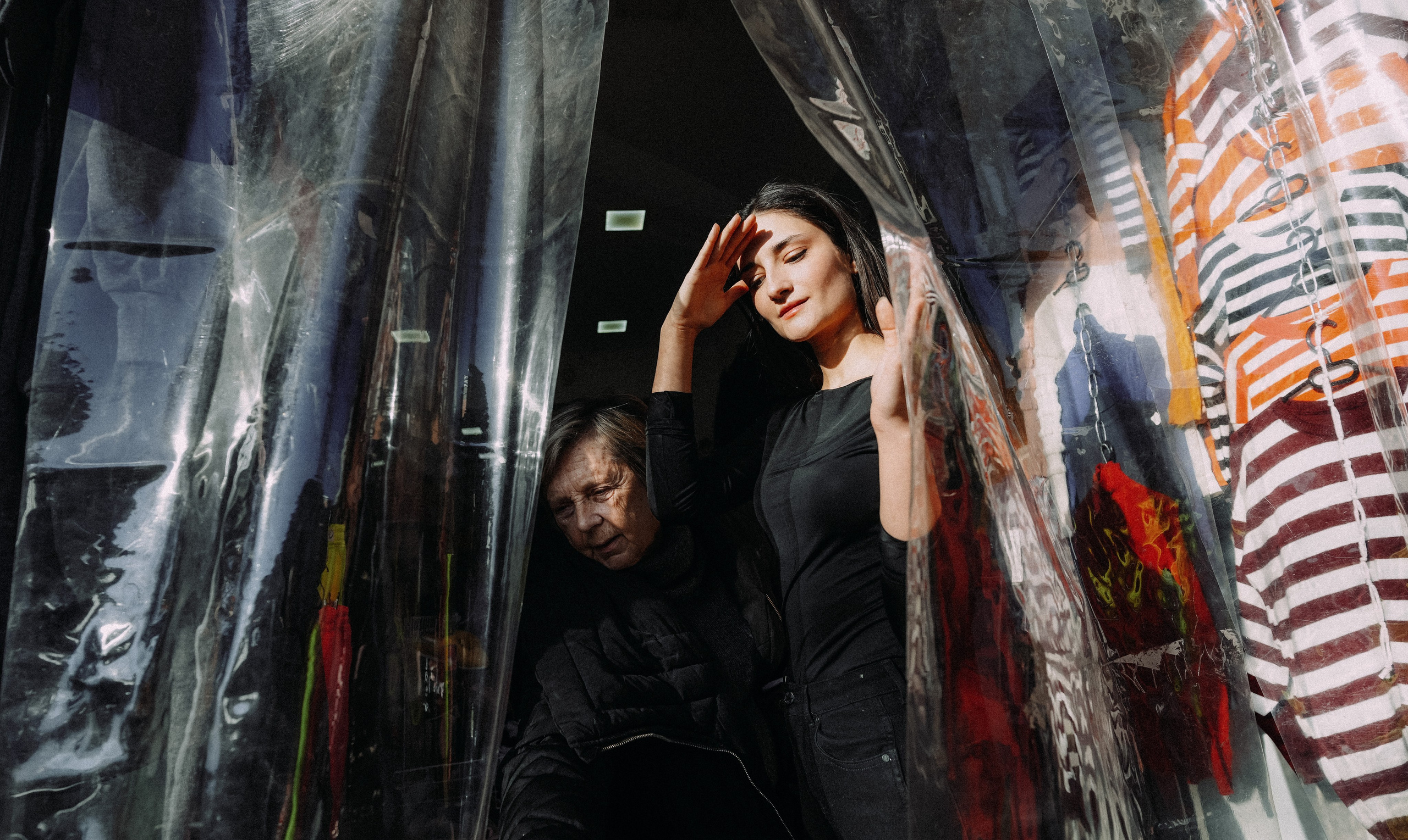 ТБИЛИСИ 2023-2024. Стрит-фотография, полная абсурда, идиотизма и красоты