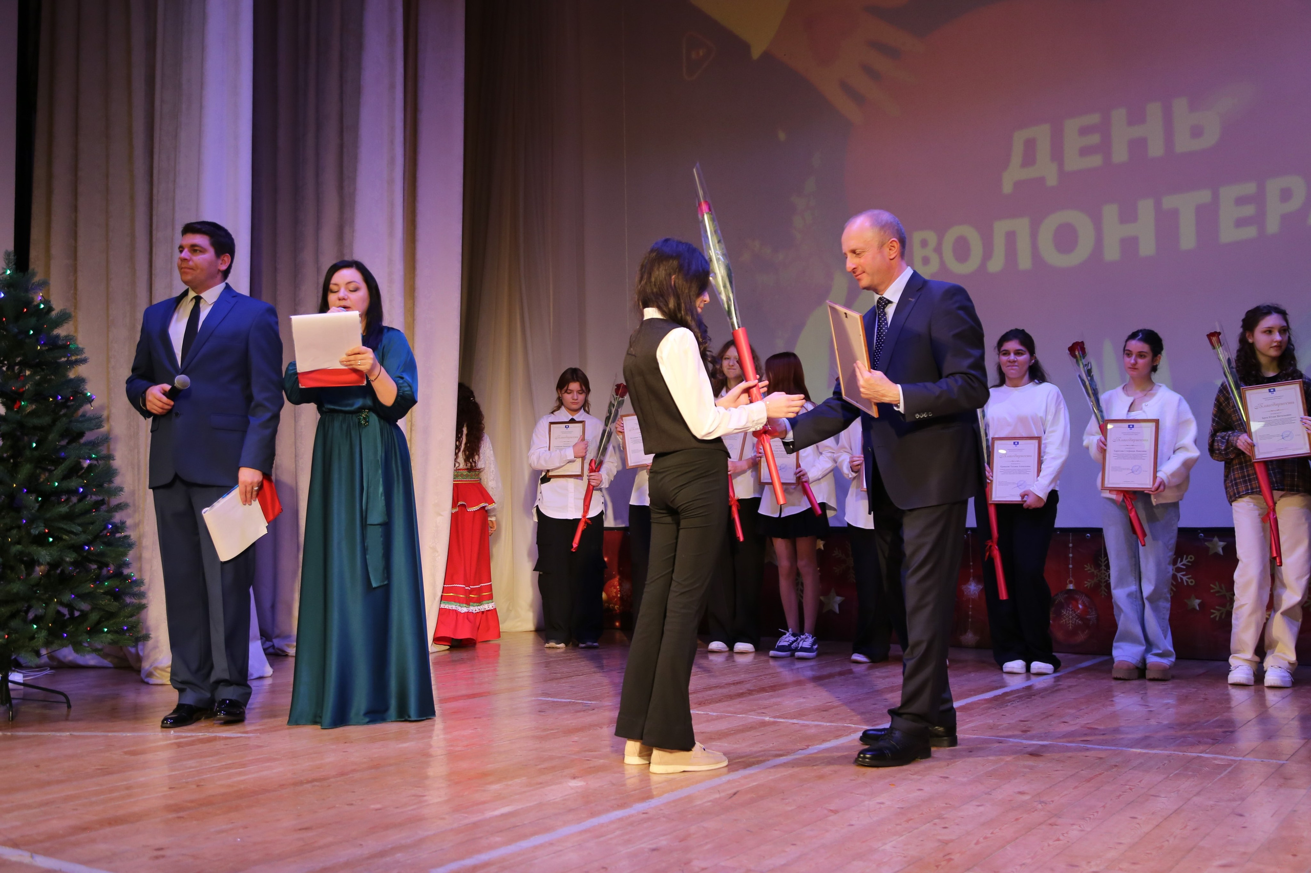 День Волонтёра. Жизнь курорта Кабардинка в фотографиях