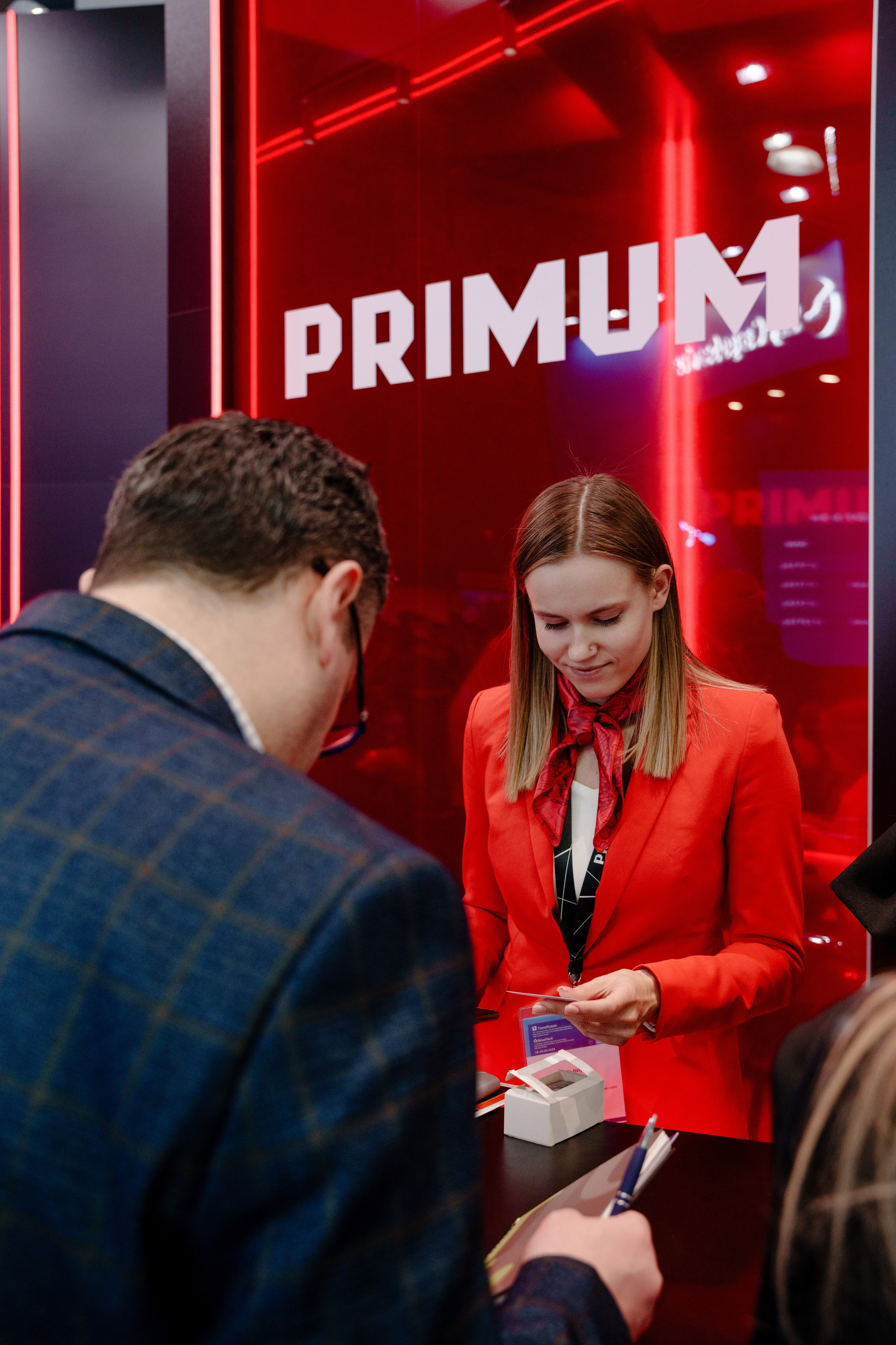 Репортажный фотограф на экспо Крокус. Репортажный фотограф Москва Сергей Дружинин