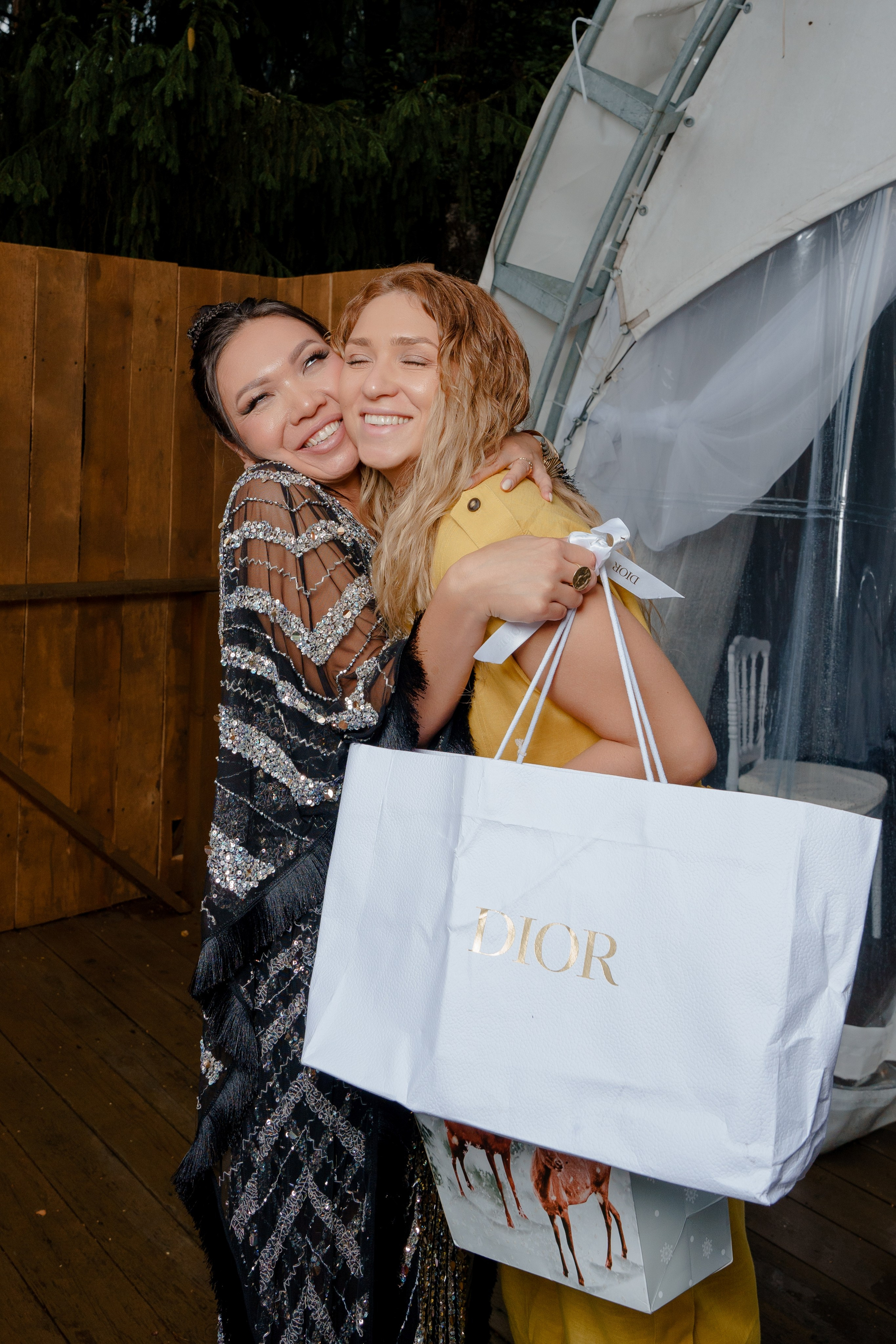 День рождения в шатре на водохранилище. Репортажный фотограф Москва Сергей Дружинин