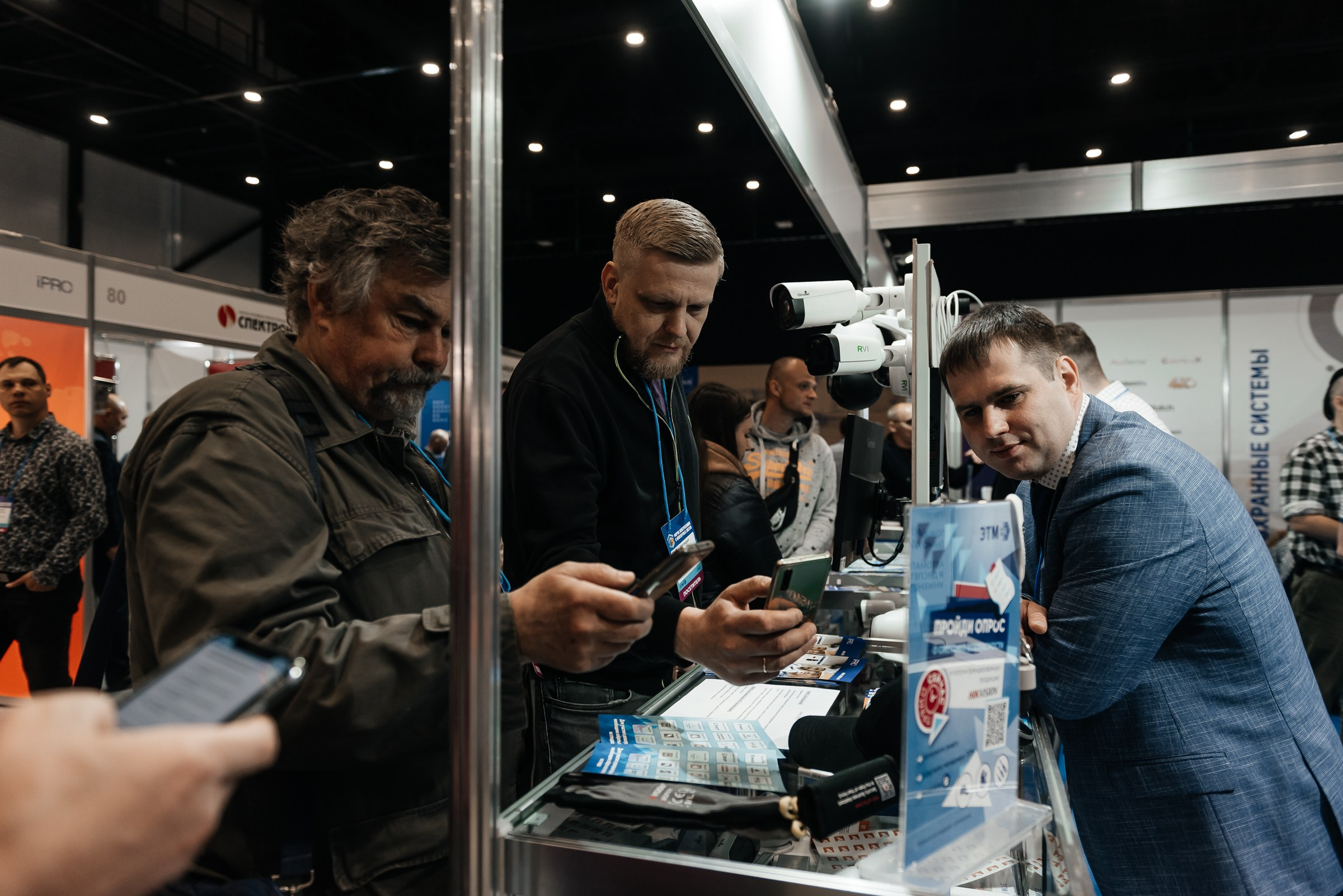 Репортажная съёмка на форуме ЭТМ. Свадебный фотограф в Санкт-Петербурге Венера Ахметова