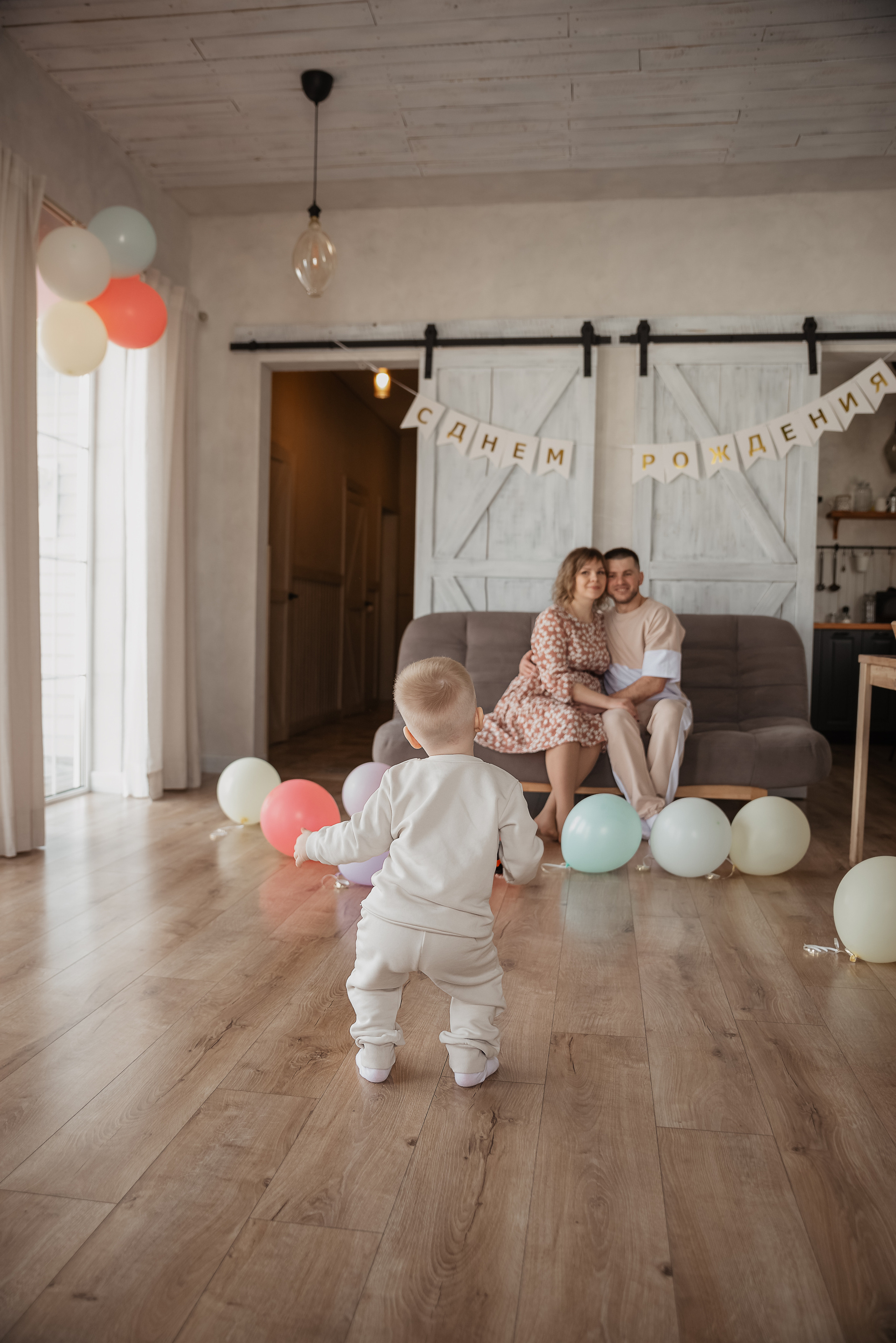Семейная фотосессия в коттедже. Фотограф новорожденных Екатеринбург, Первоуральск